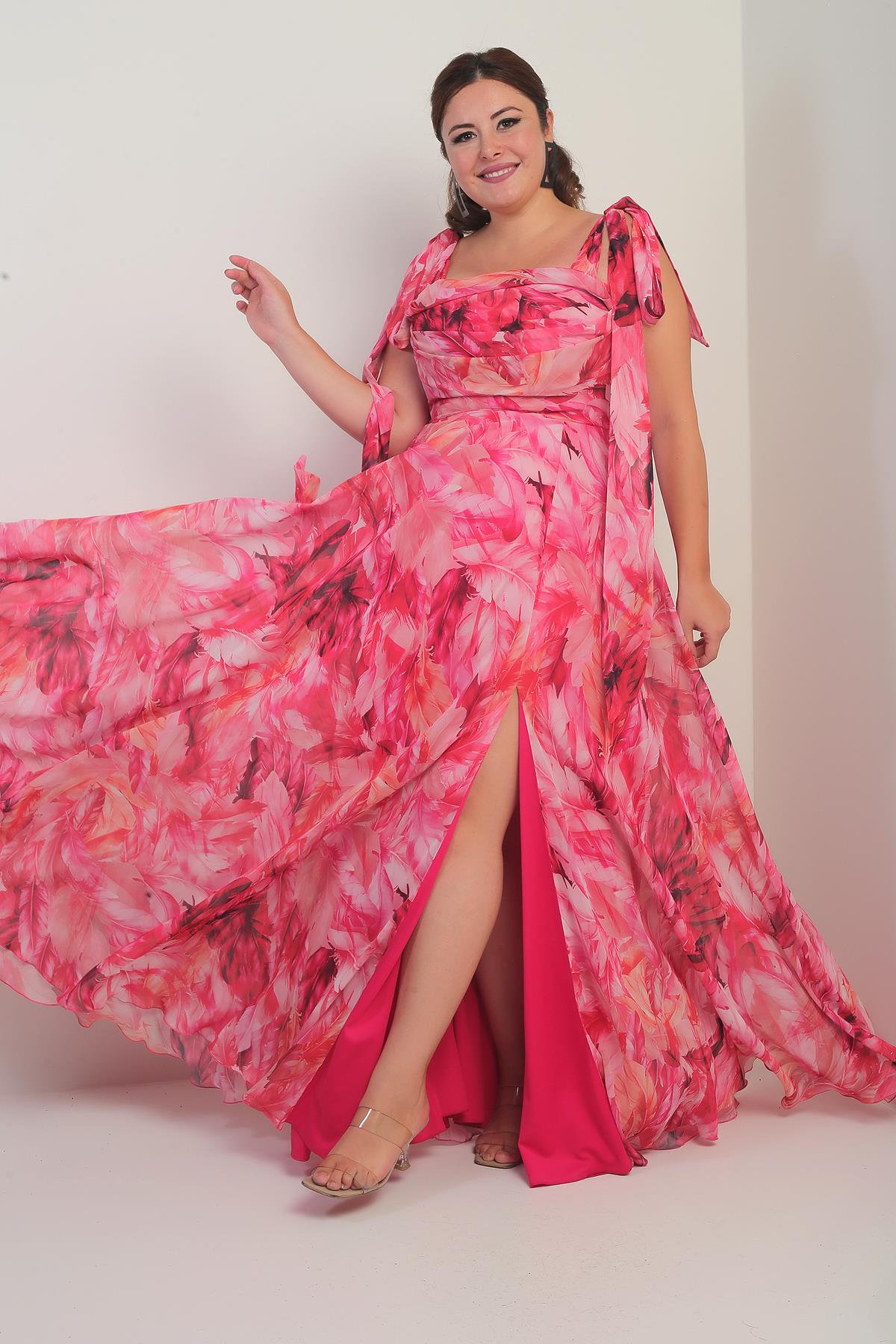 S-25Y4350002Kadın Degaje Yaka Omuz Bağlamalı Astarlı Yaprak Desenli Büyük Beden Krep Şifon Uzun Elbise