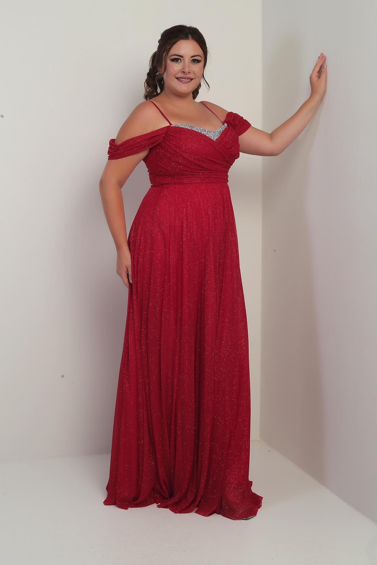 S-25Y4360004Kadın Sezerler Taş İşlemeli Straplez Yaka İp Askılı Düşük Omuz Simli Uzun B.B. Elbise