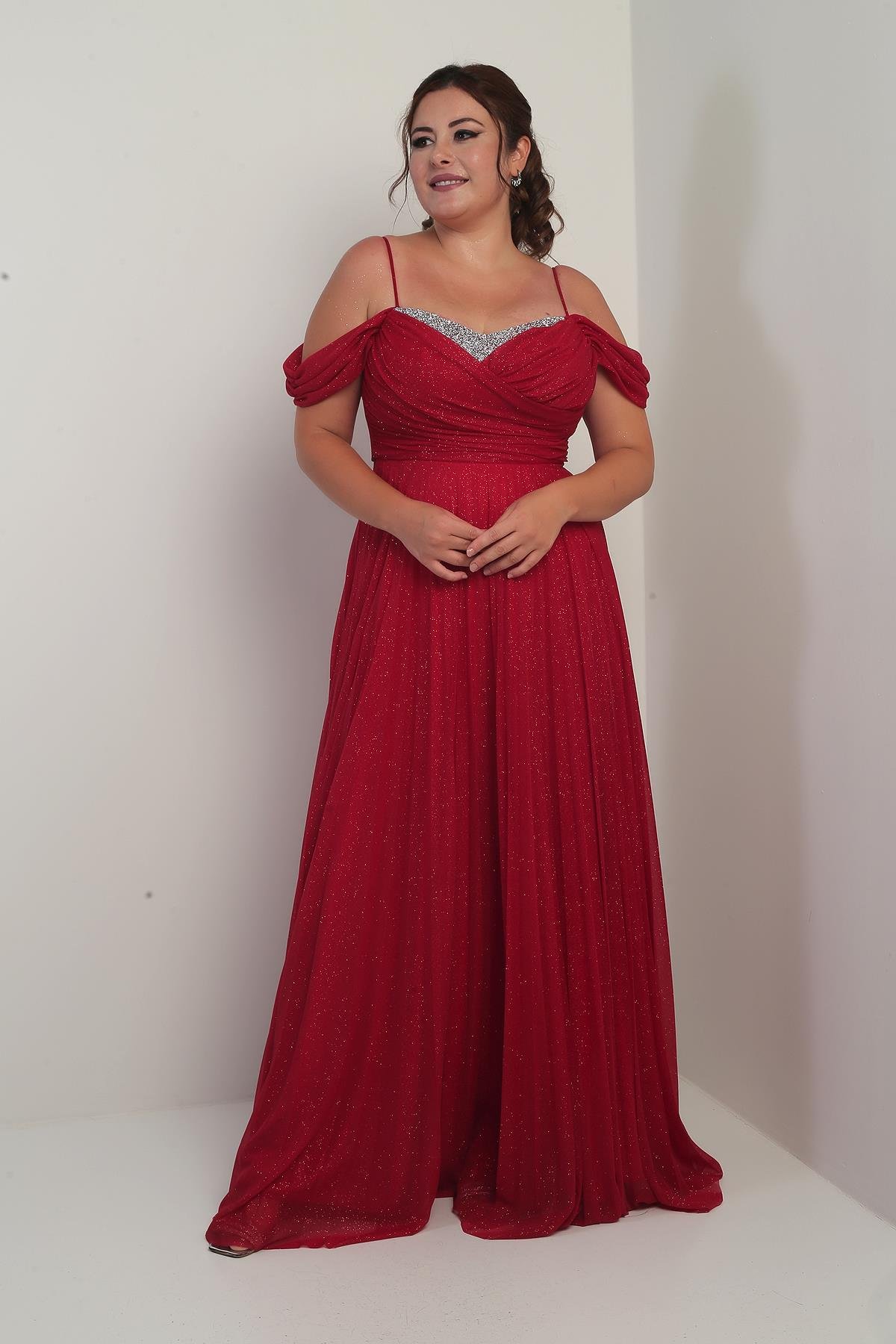 S-25Y4360004Kadın Sezerler Taş İşlemeli Straplez Yaka İp Askılı Düşük Omuz Simli Uzun B.B. Elbise