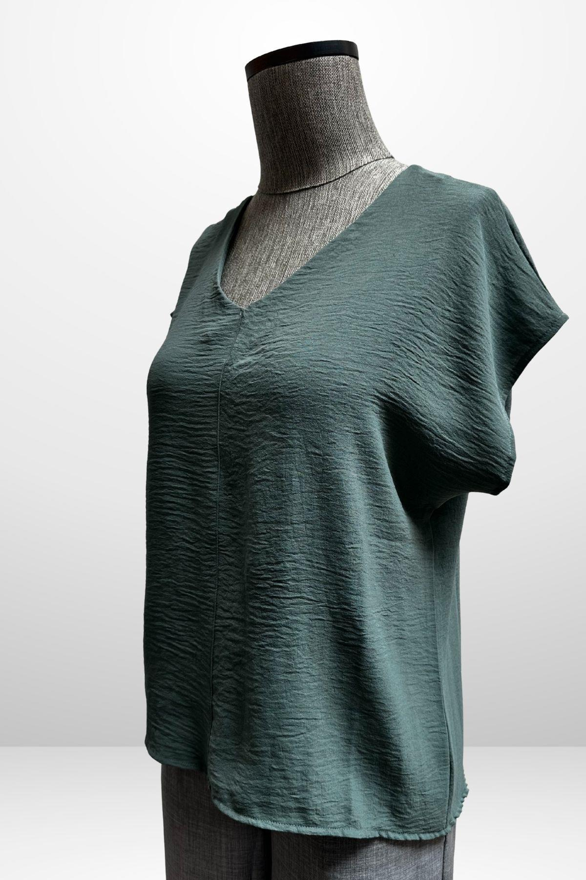 S-25Y4370006Kadın V Yaka Ayrobin Bluz