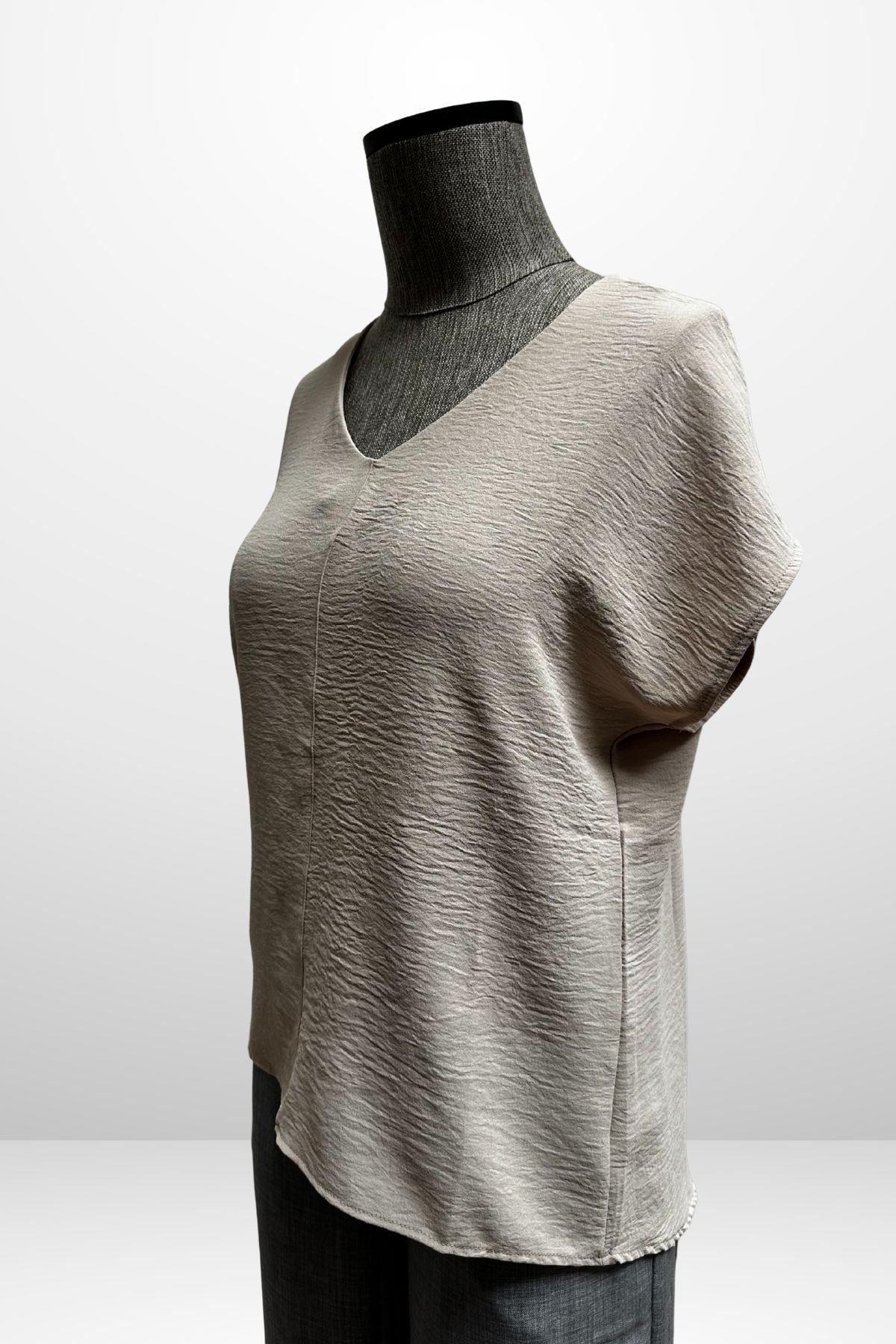 S-25Y4370006Kadın V Yaka Ayrobin Bluz