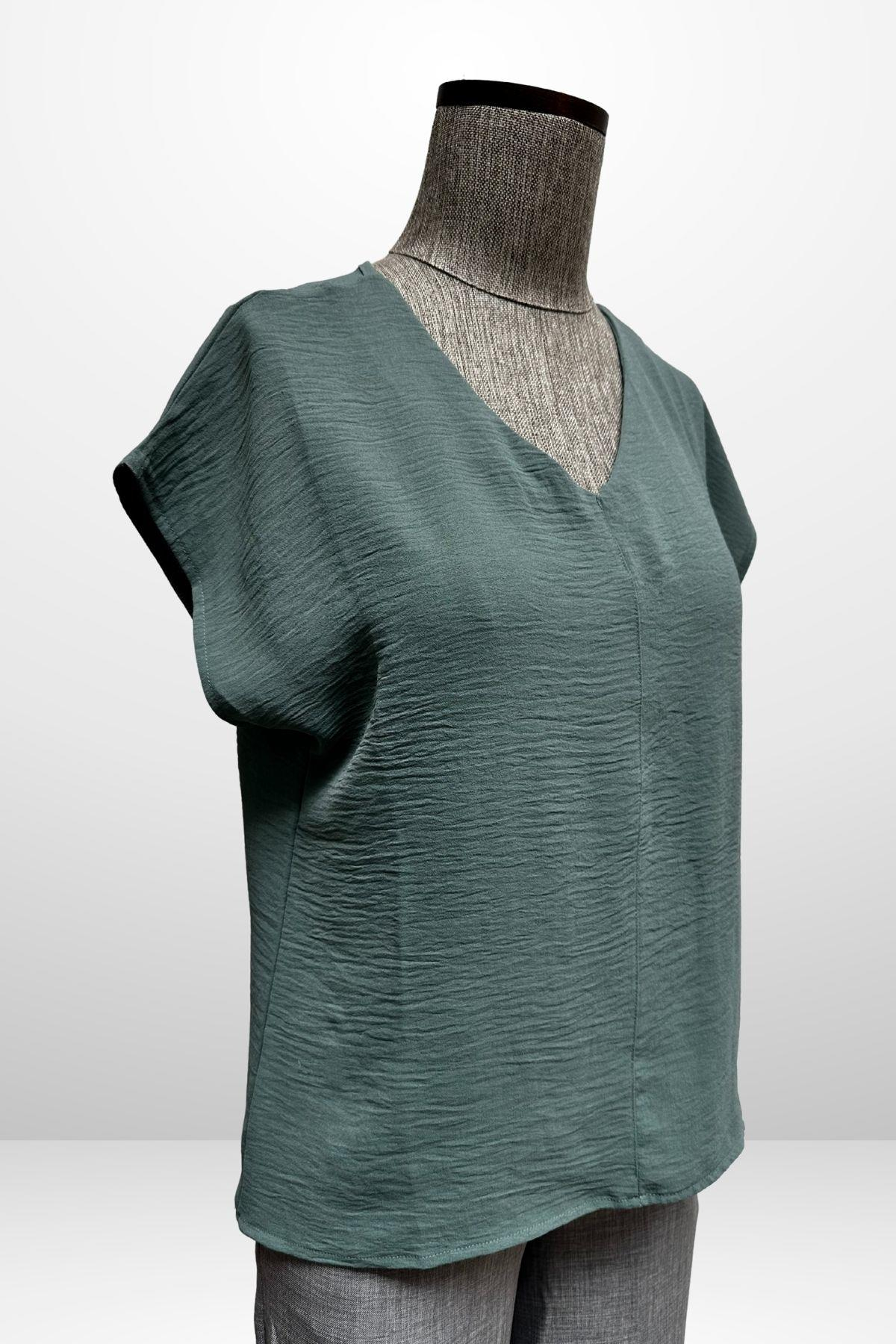 S-25Y4370006Kadın V Yaka Ayrobin Bluz