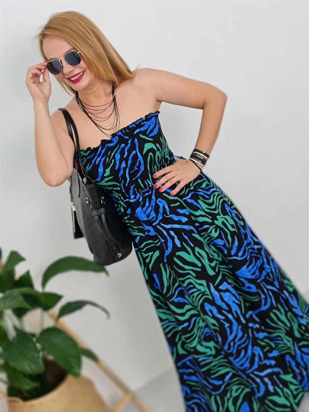 FELİX10422 Sırt Bağlamalı Göğüs Lastikli Mavi Yeşil Desenli Siyah Elbise