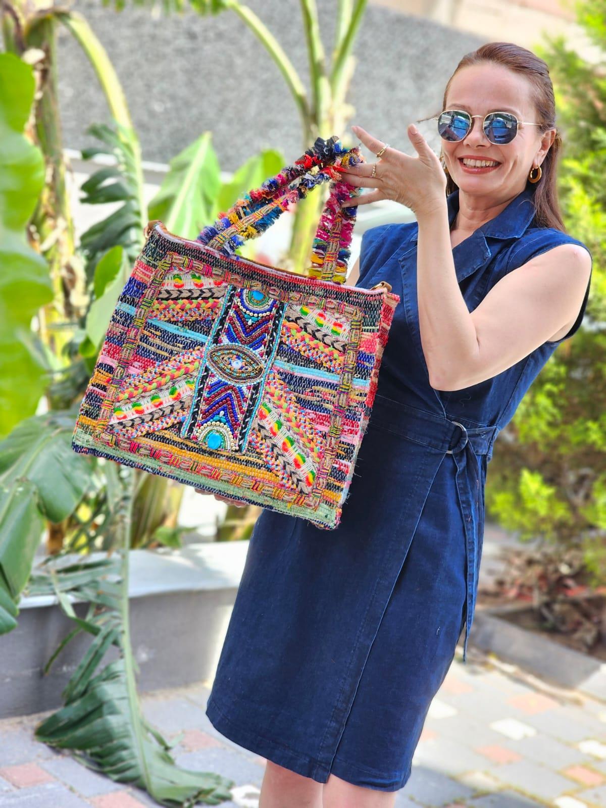 FELİX13635 Göz Nazar Boncuklu Püskülü İthal Kilim Çanta