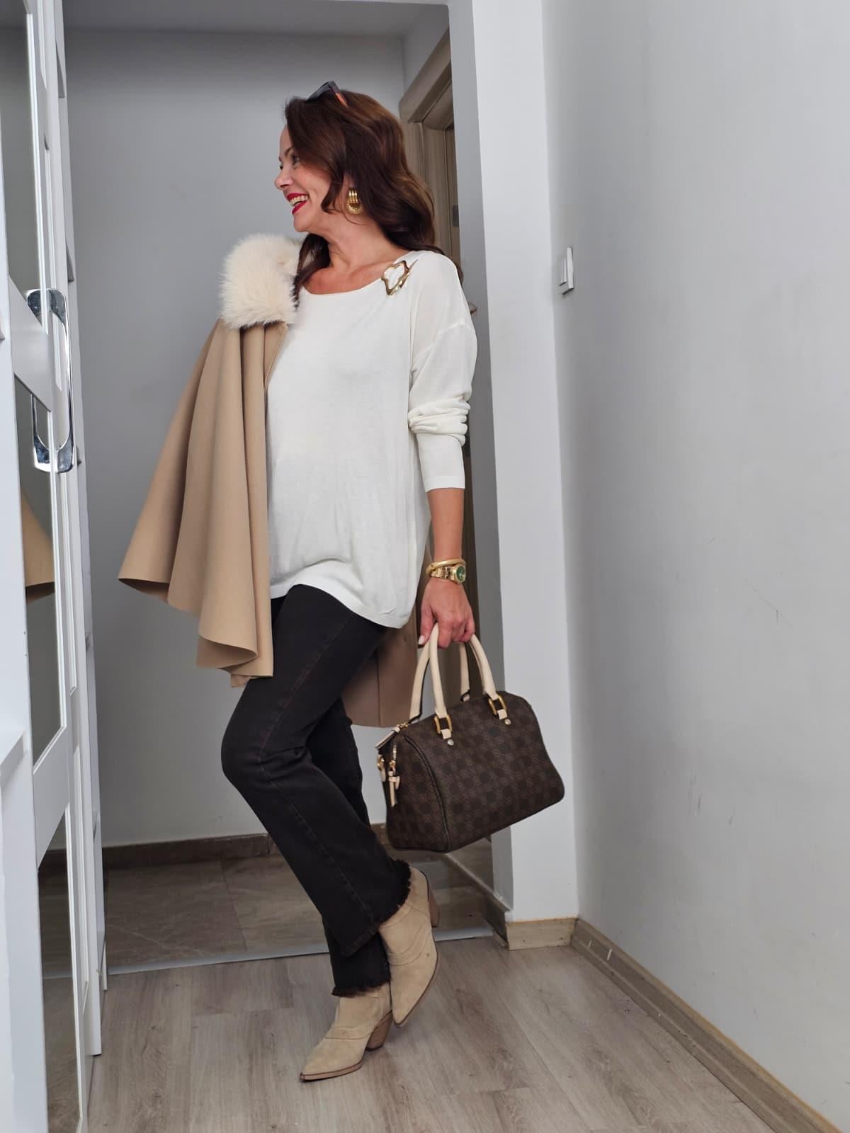 FELİX14139 Omuz Toka Detaylı Ekru Triko Bluz