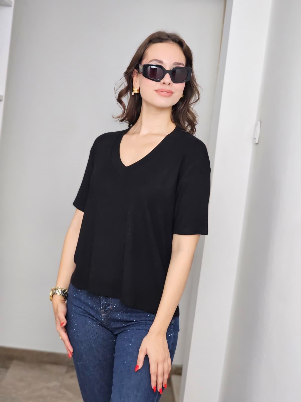 FELİX14167 Siyah V Yaka Basic Tişört