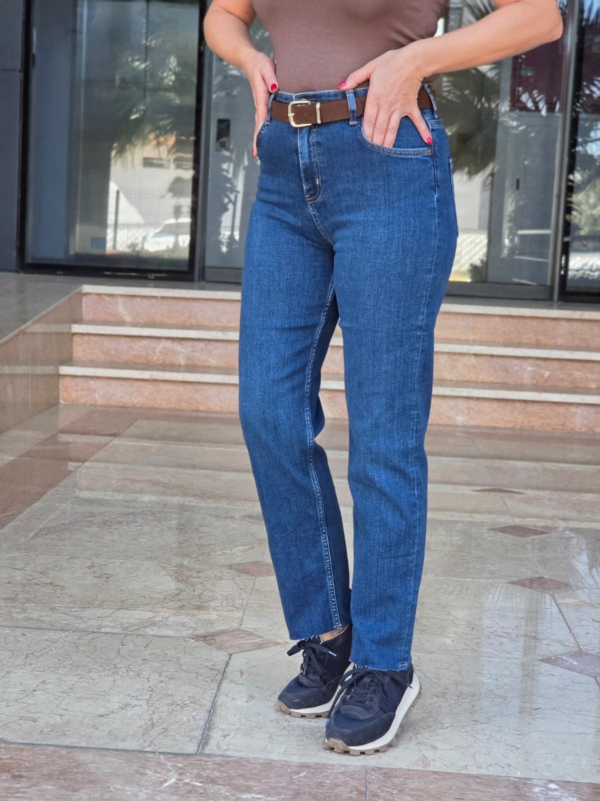 FELİX15629 Kesik Paça Kemerli Mavi Jean Pantolon