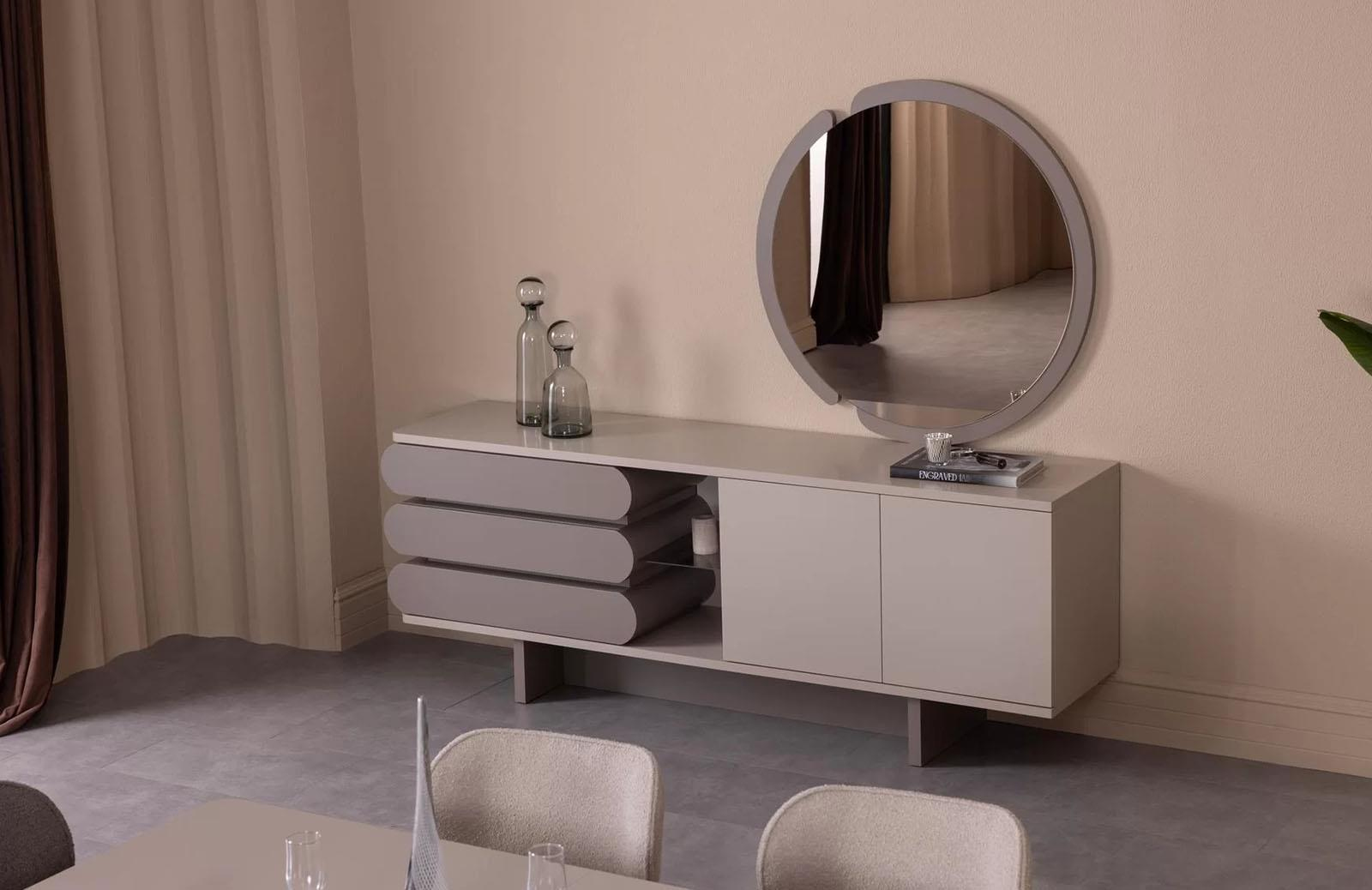 Jacinda Konsol + Ayna