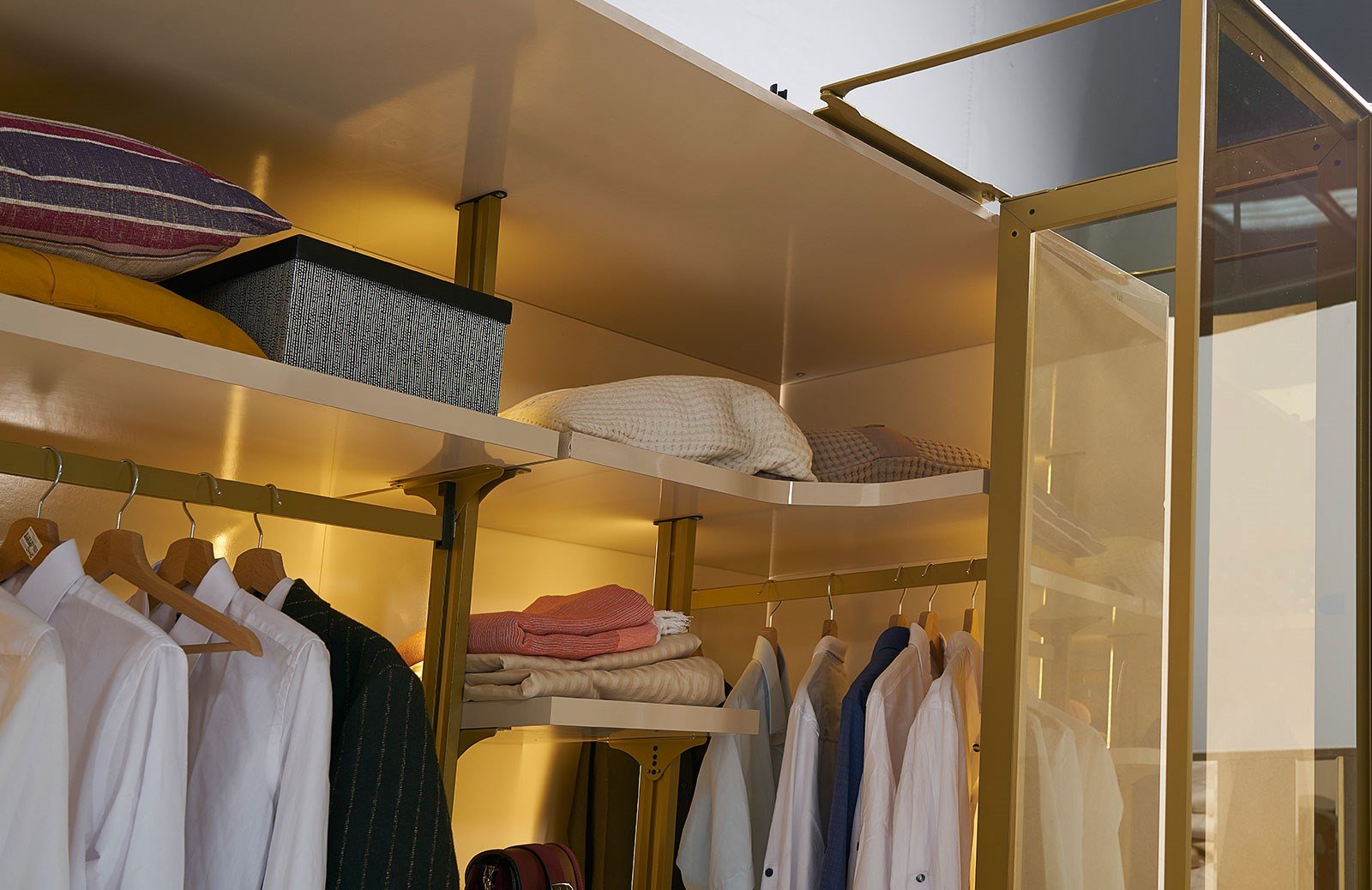 Lemis Yatak Odası Takımı Köşe Dolaplı