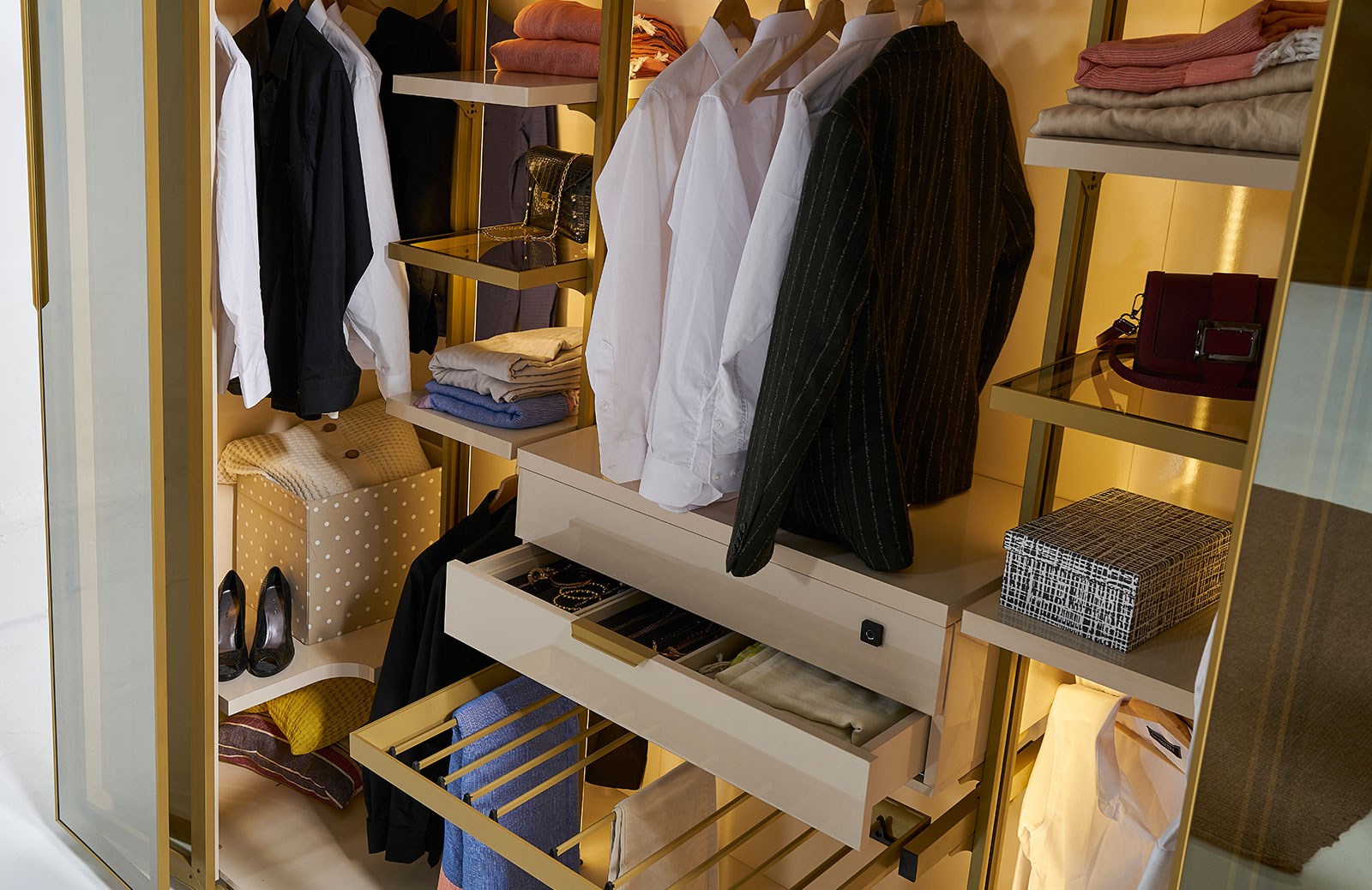 Lemis Yatak Odası Takımı Köşe Dolaplı