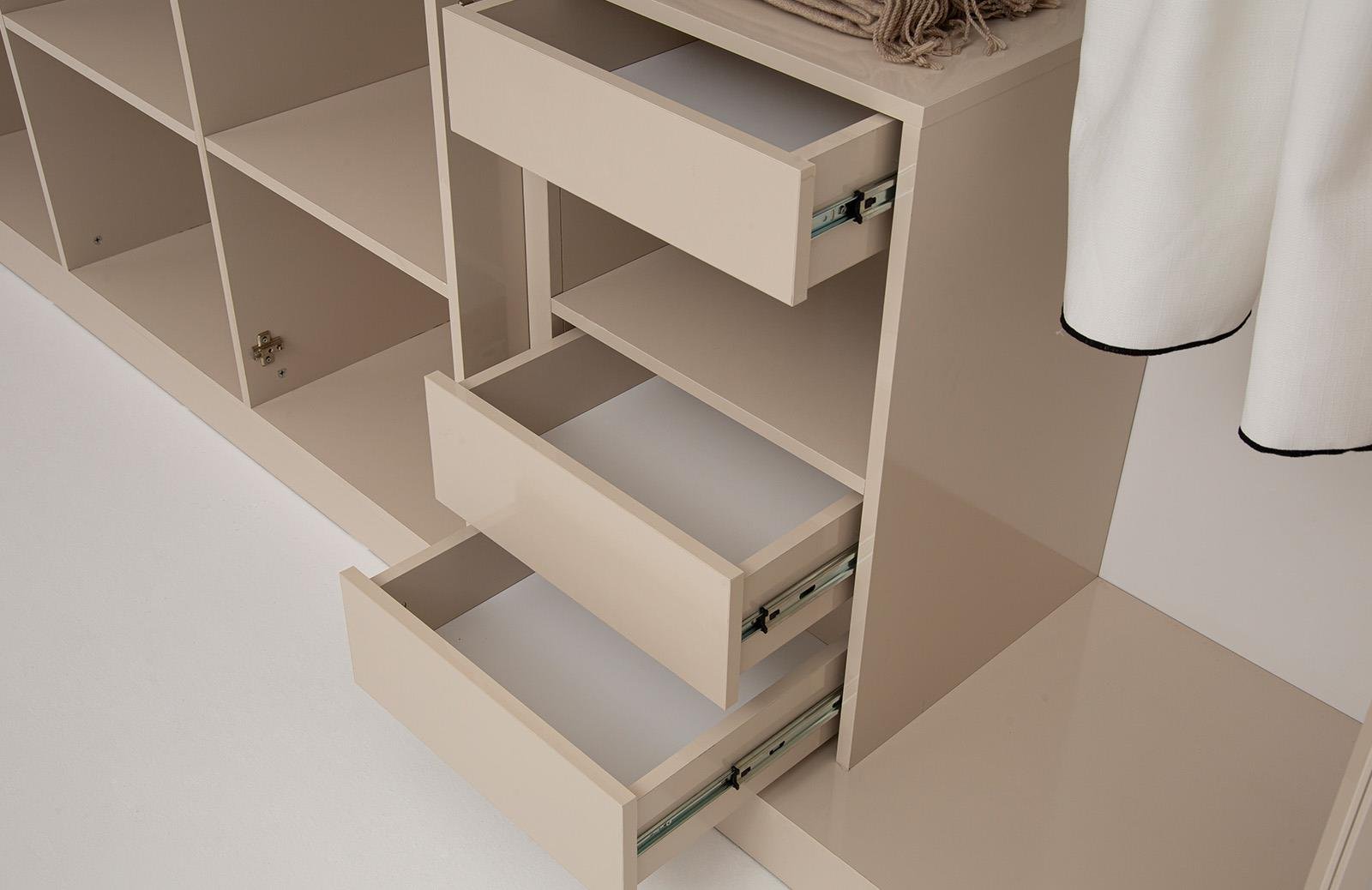 Nuvanta 5 Kapaklı Dolap