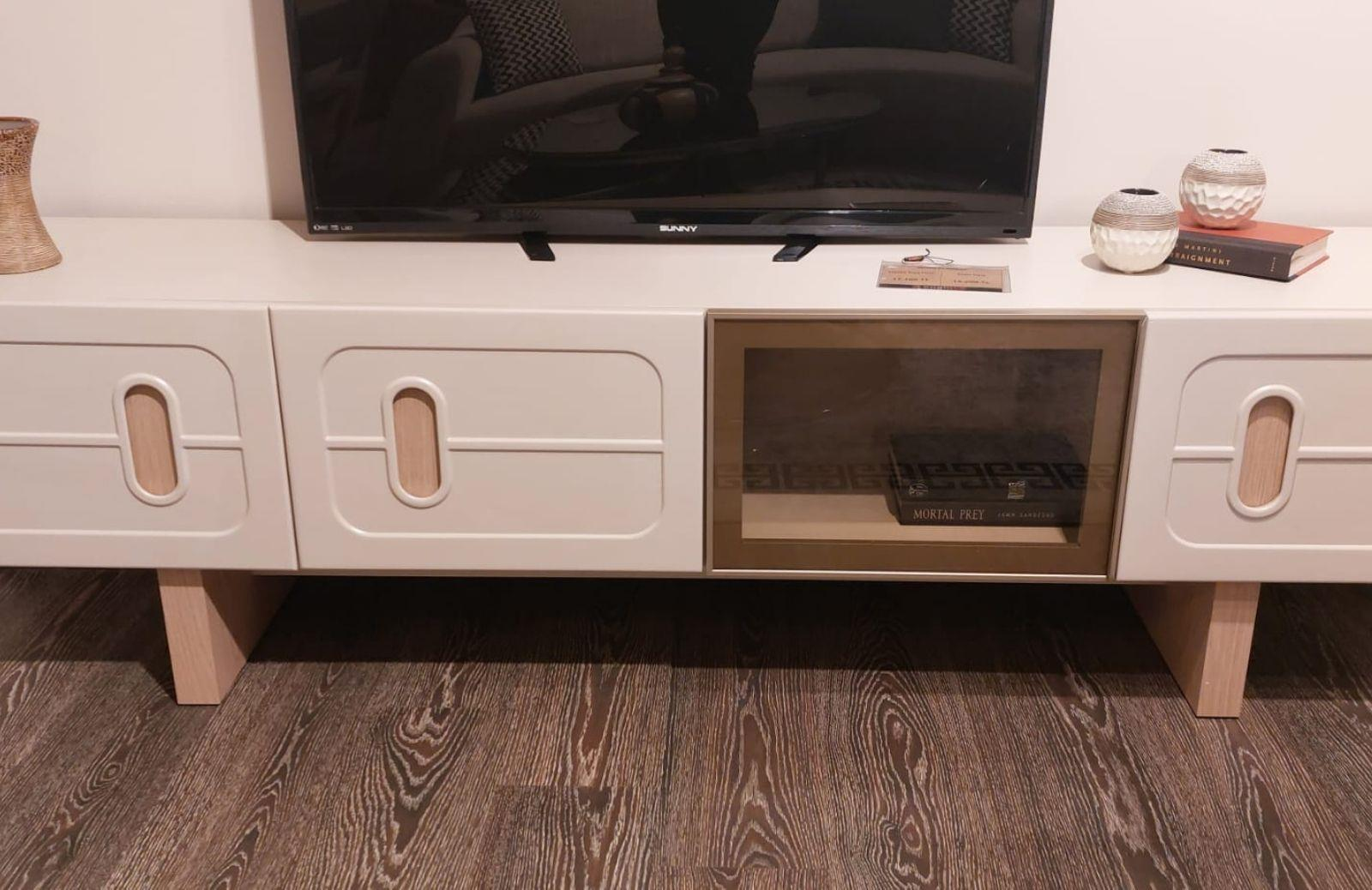 OUTLET-PNDK-Mivora Yemek Odası Takımı+Tv Sehpası