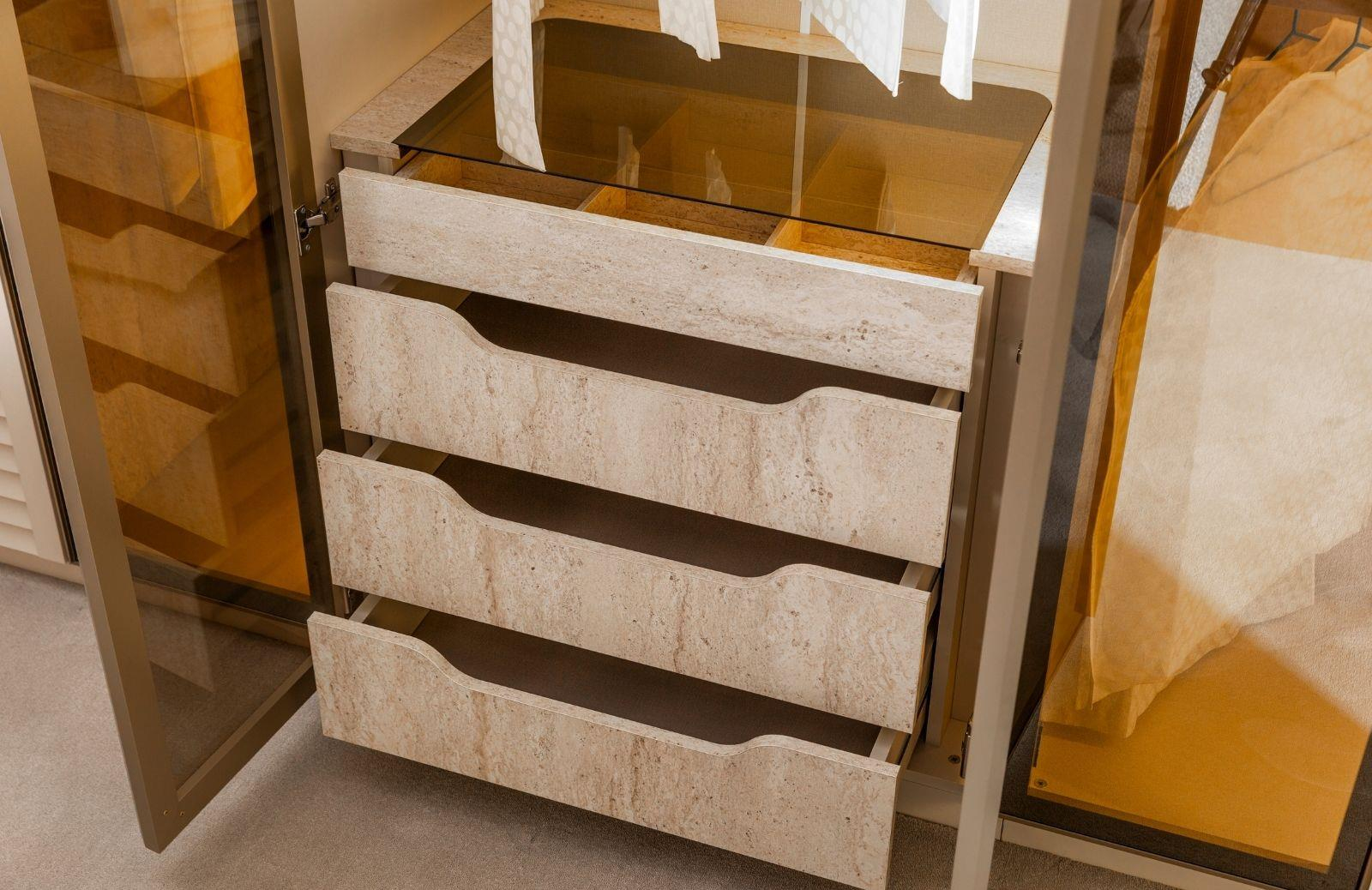 Savia 6 Kapaklı Dolap