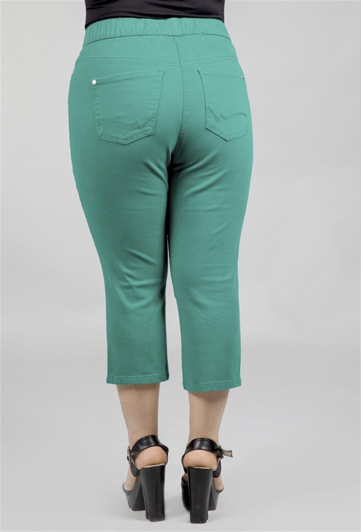 Beli Lastikli Likralı Gabardin Kapri PantolonMYLINE23813