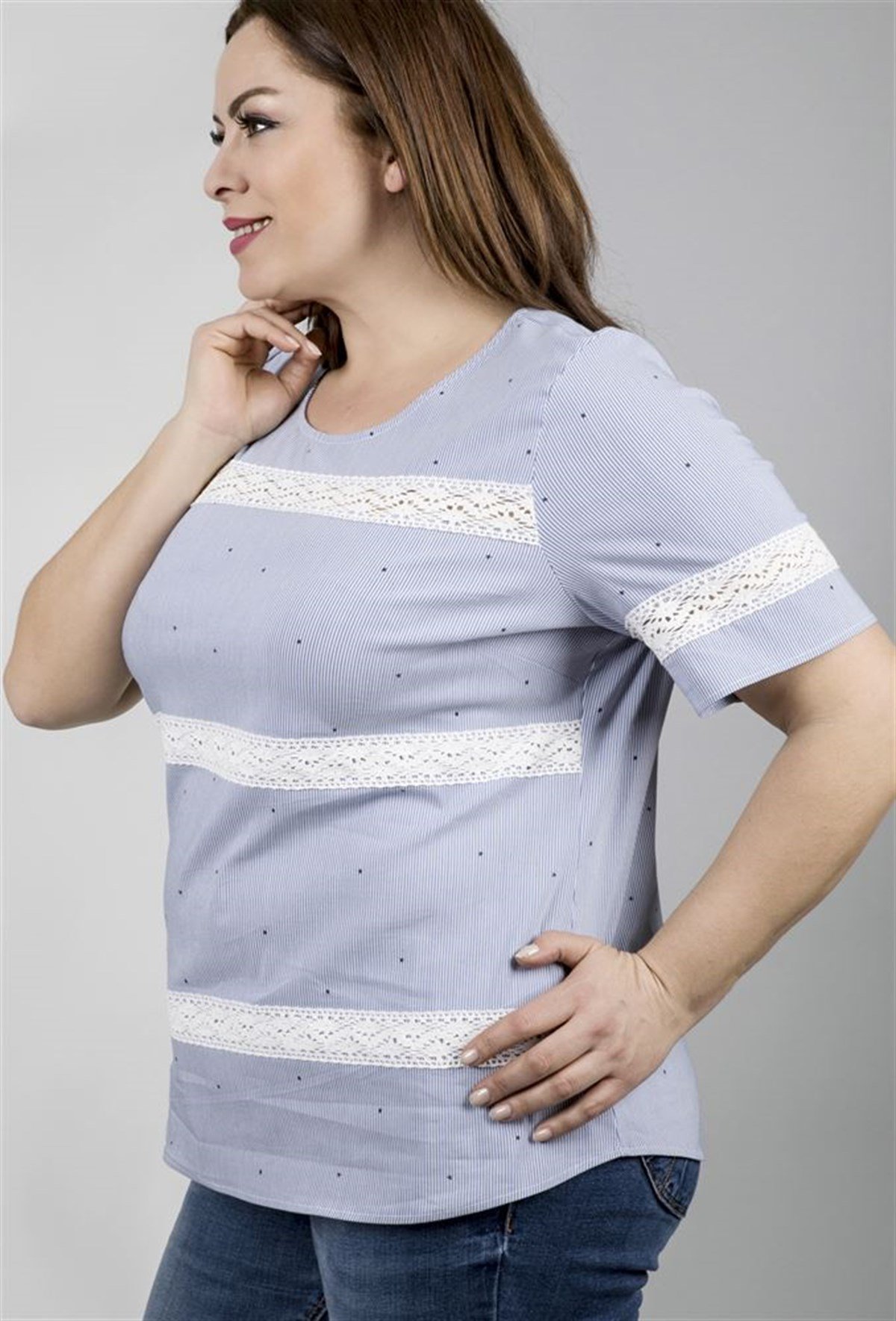 Dantel Detaylı Kısa Kollu BluzMYLINE23577-m