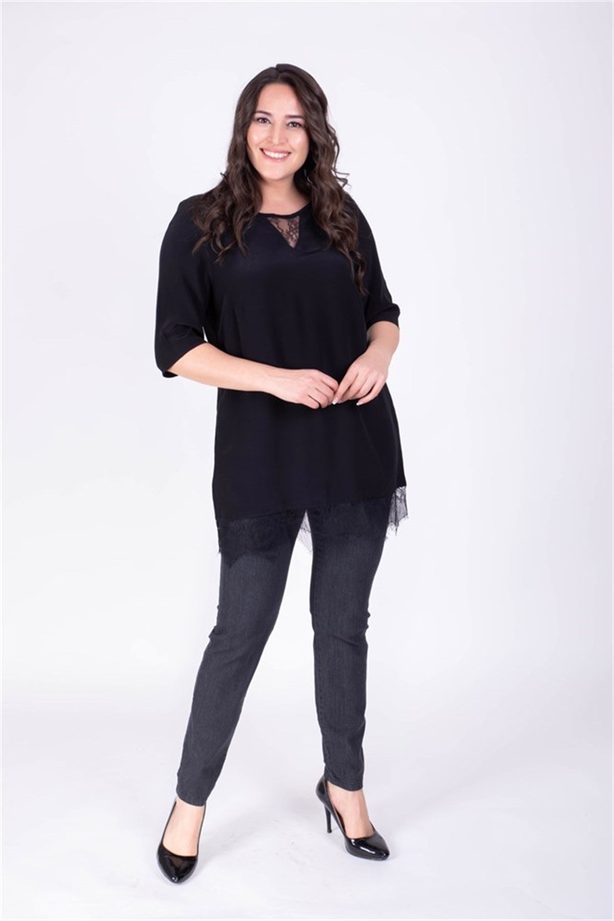 Eteği Yakası Dantelli TunikMYLINE23791