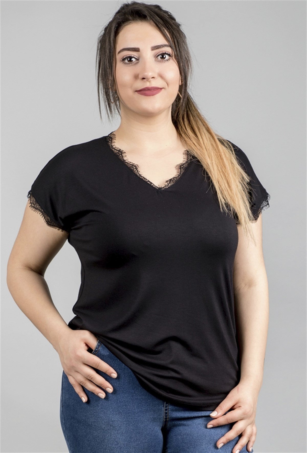 Kolu Yakası Dantelli BluzMYLINE23689