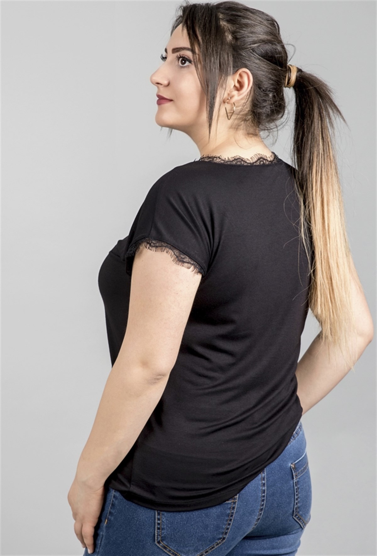 Kolu Yakası Dantelli BluzMYLINE23689