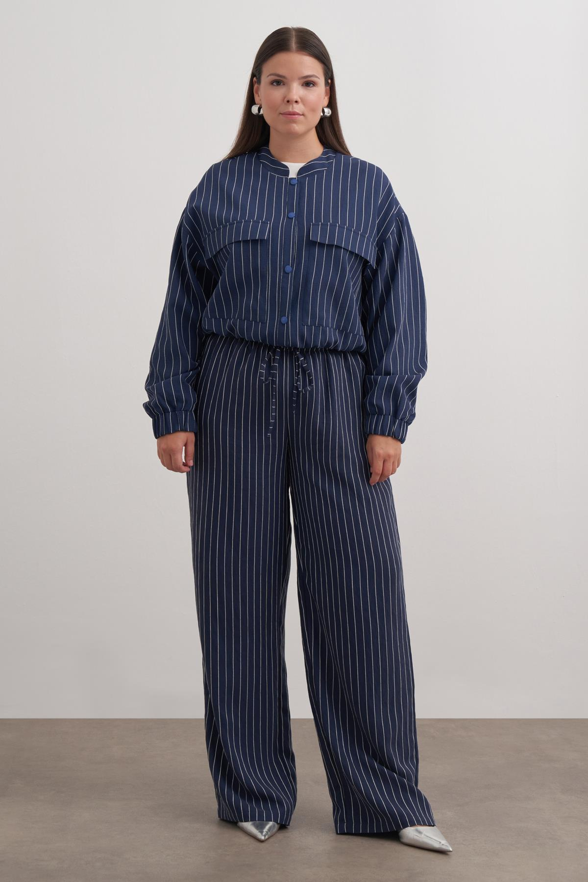 Astarlı Crop Çizgili Bomber Ceket