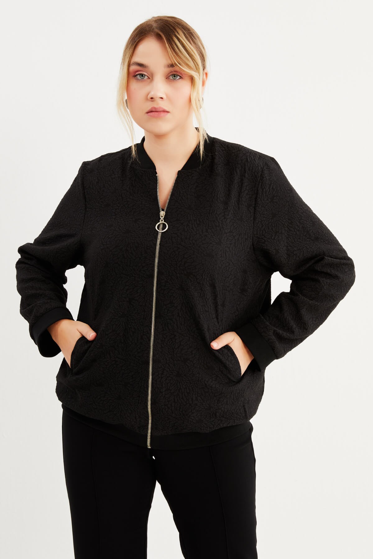 Astarlı Fermuarlı Bomber Ceket