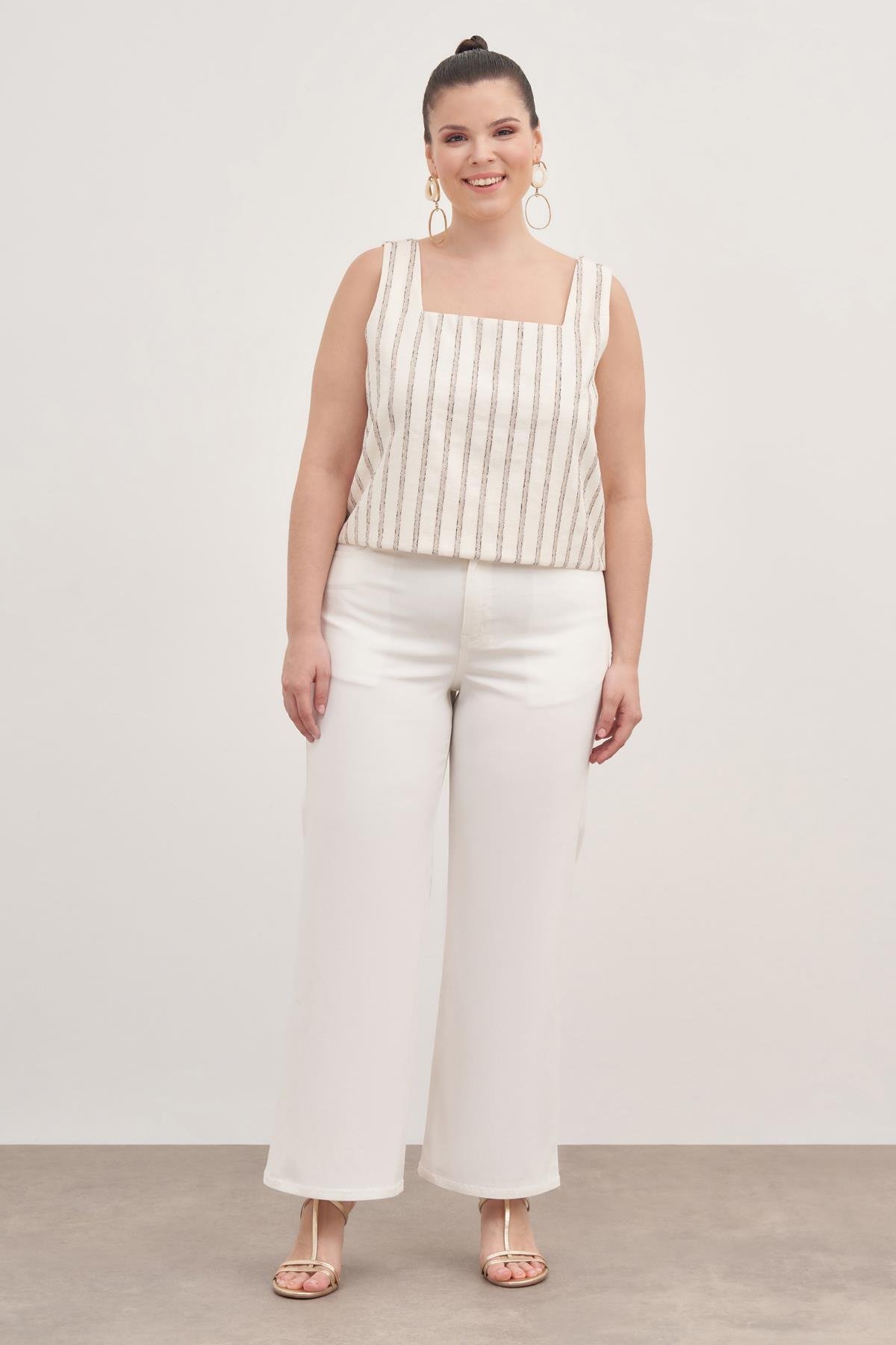 Myline-Astarlı Kare Yaka Top-Büyük Beden Bluz-139220