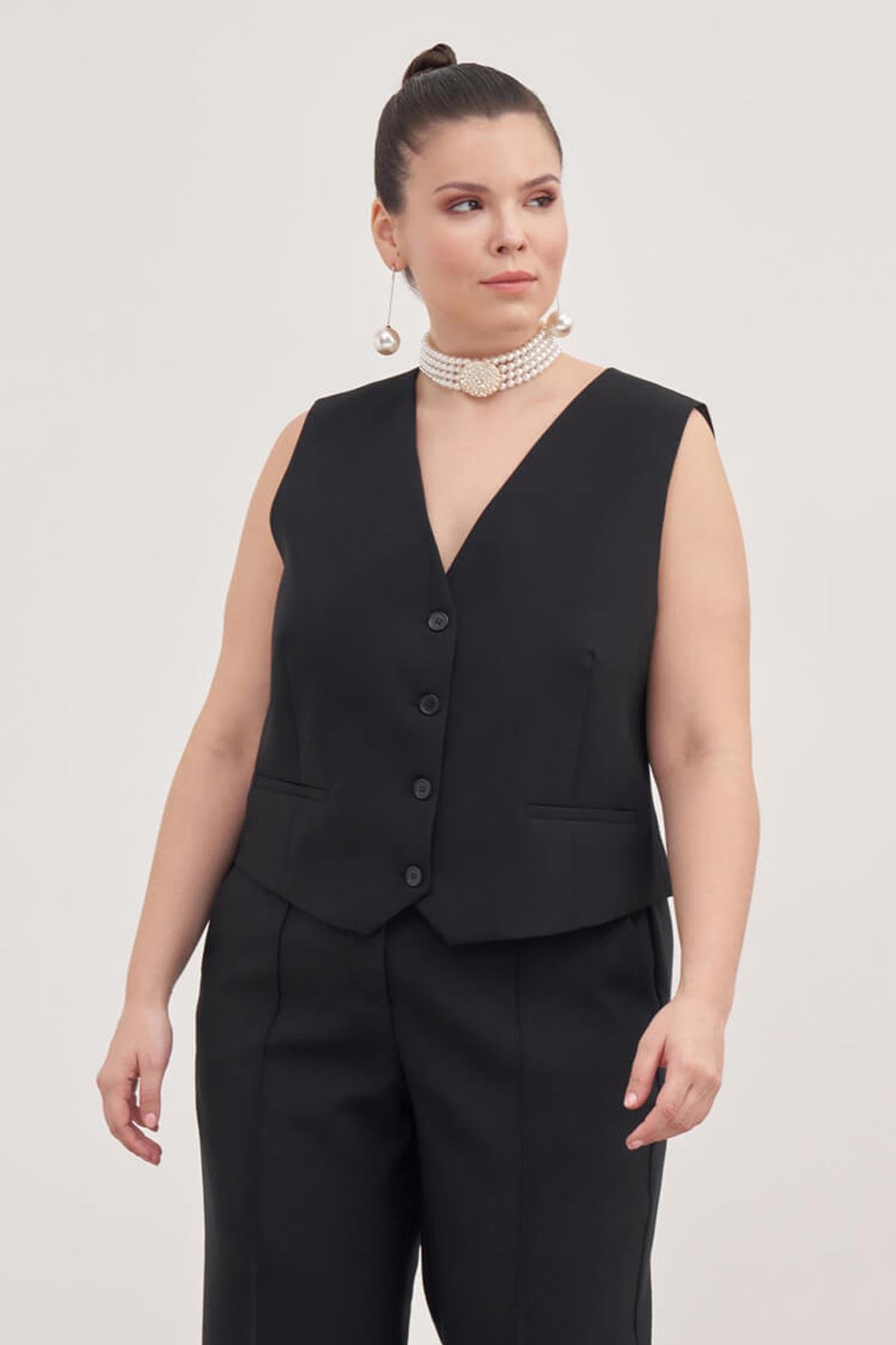 Astarlı Klasik Yelek