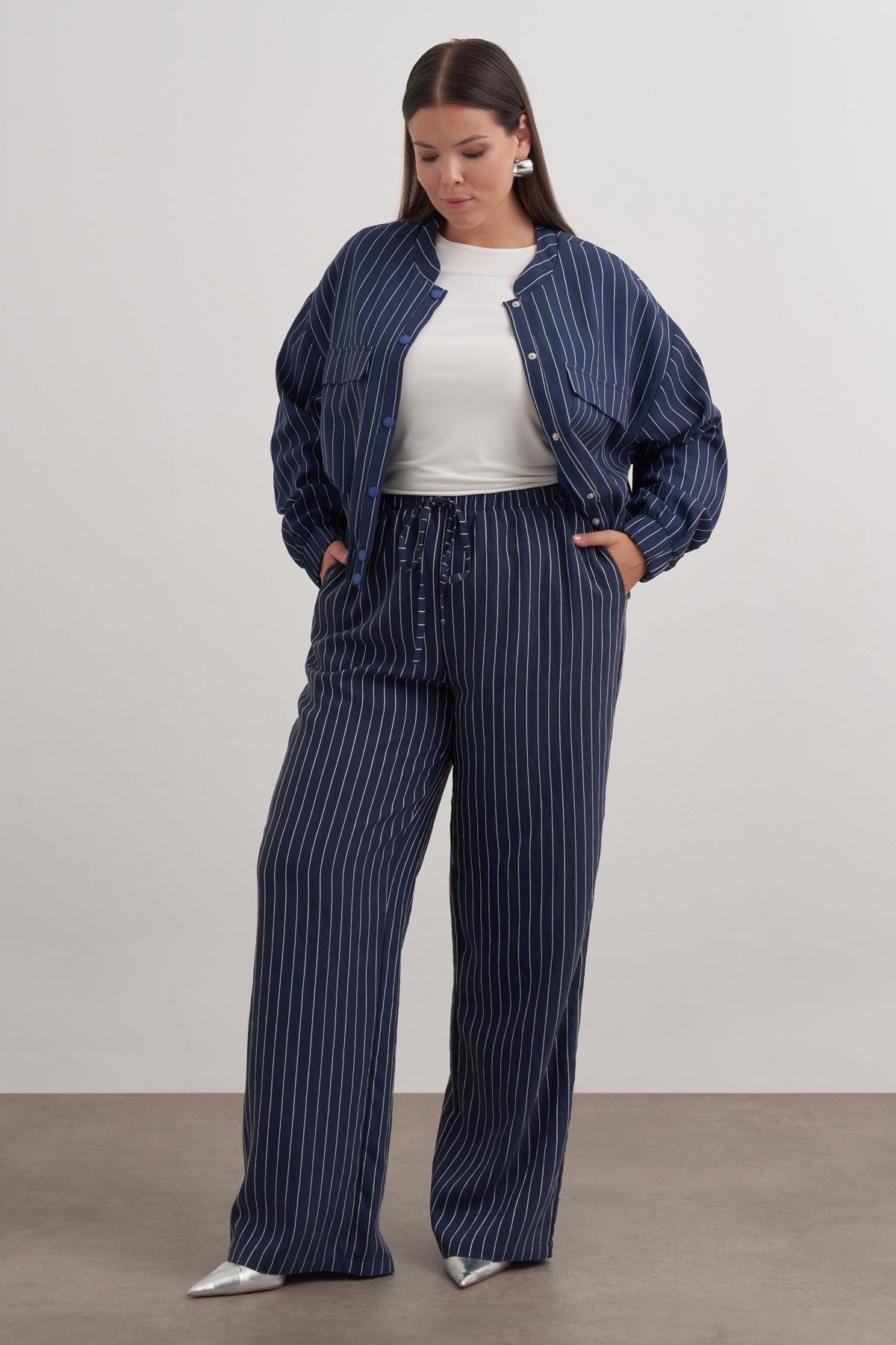 Myline-Beli Bağcıklı Düz Kesim Pantolon-Büyük Beden Pantolon-149575