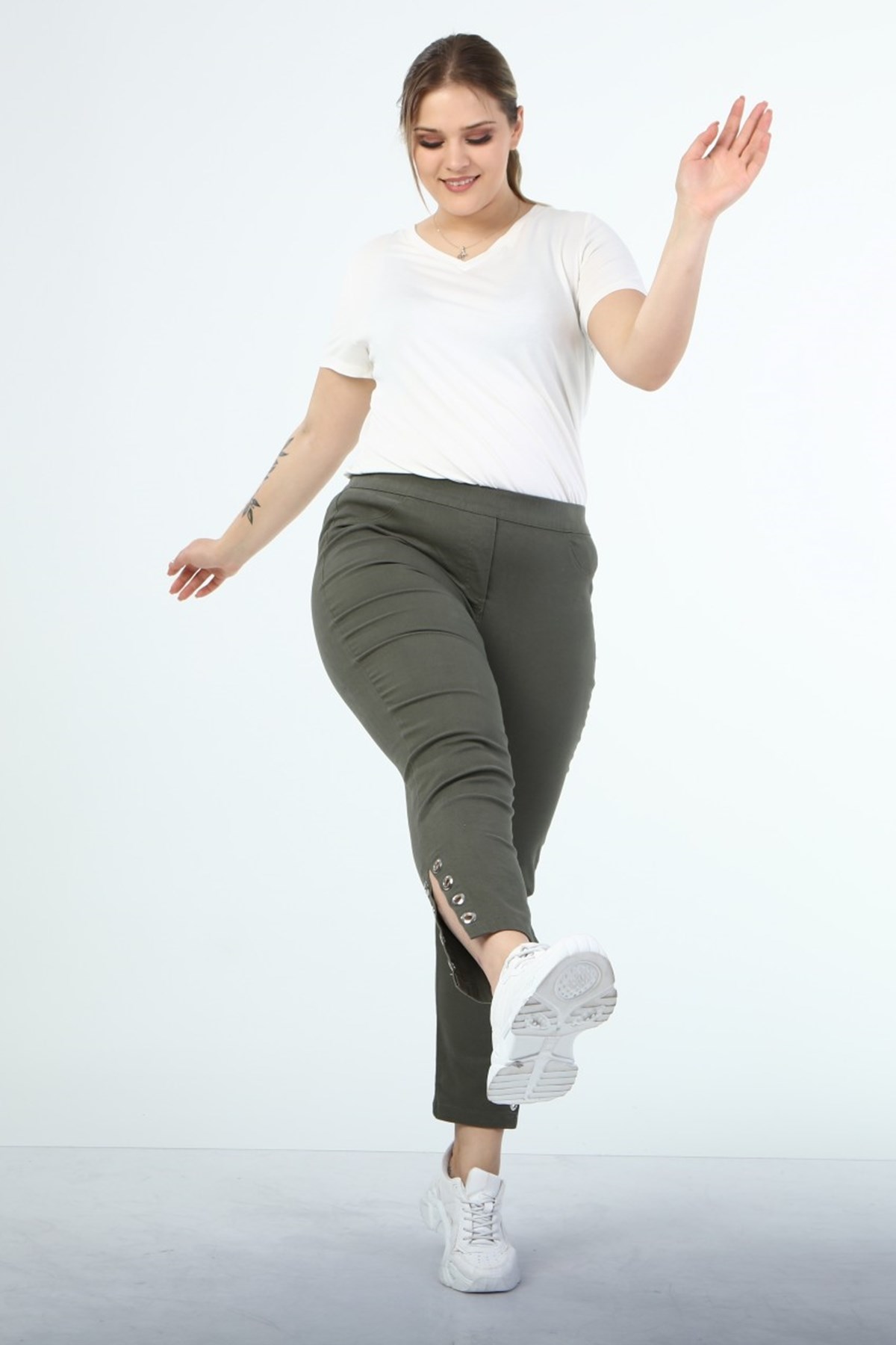 Myline-Beli Lastikli Kuş Gözü Detaylı Pantolon-Büyük Beden Pantolon-45999