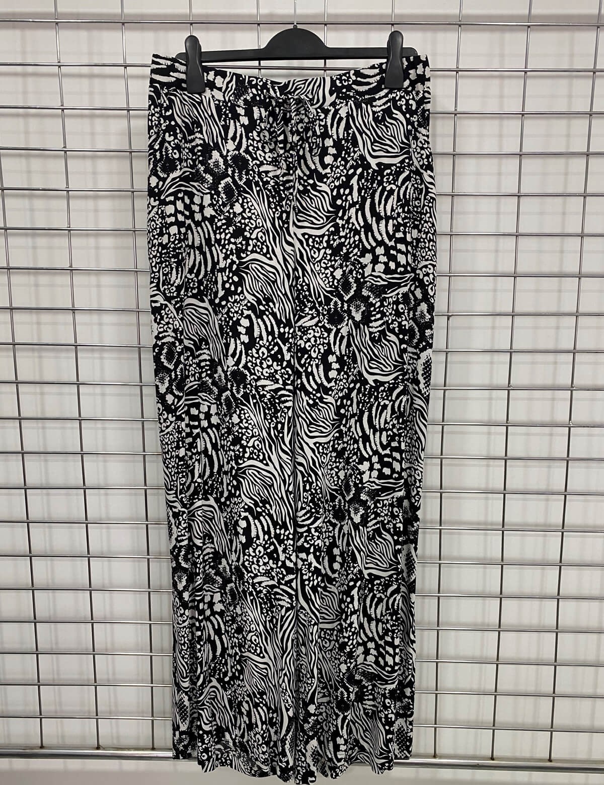 Myline-Beli Latikli Geniş Paçalı Pantolon-Büyük Beden Outlet-66571