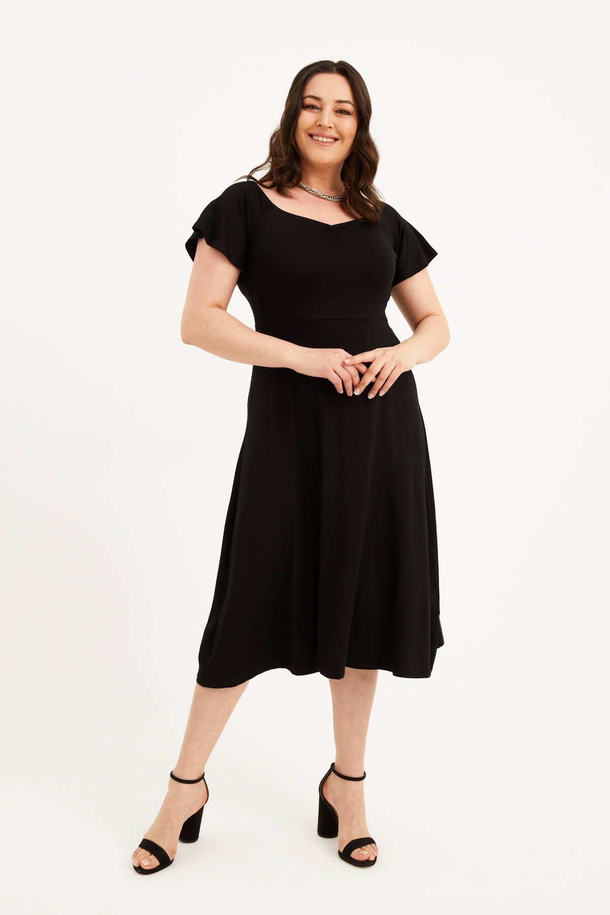 Damla Yaka Uzun Elbise