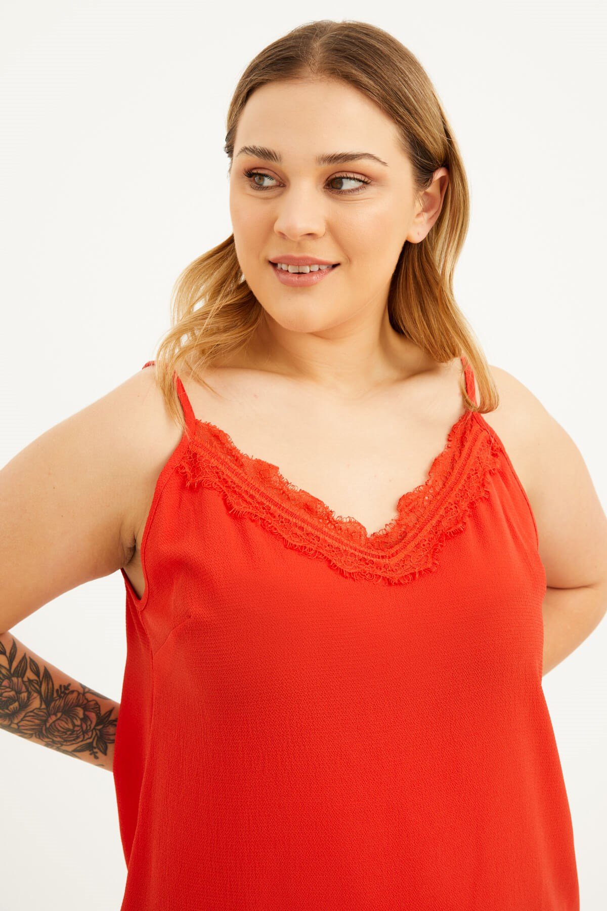 Myline-Dantelli İp Askılı Bluz-Büyük Beden Bluz-66838