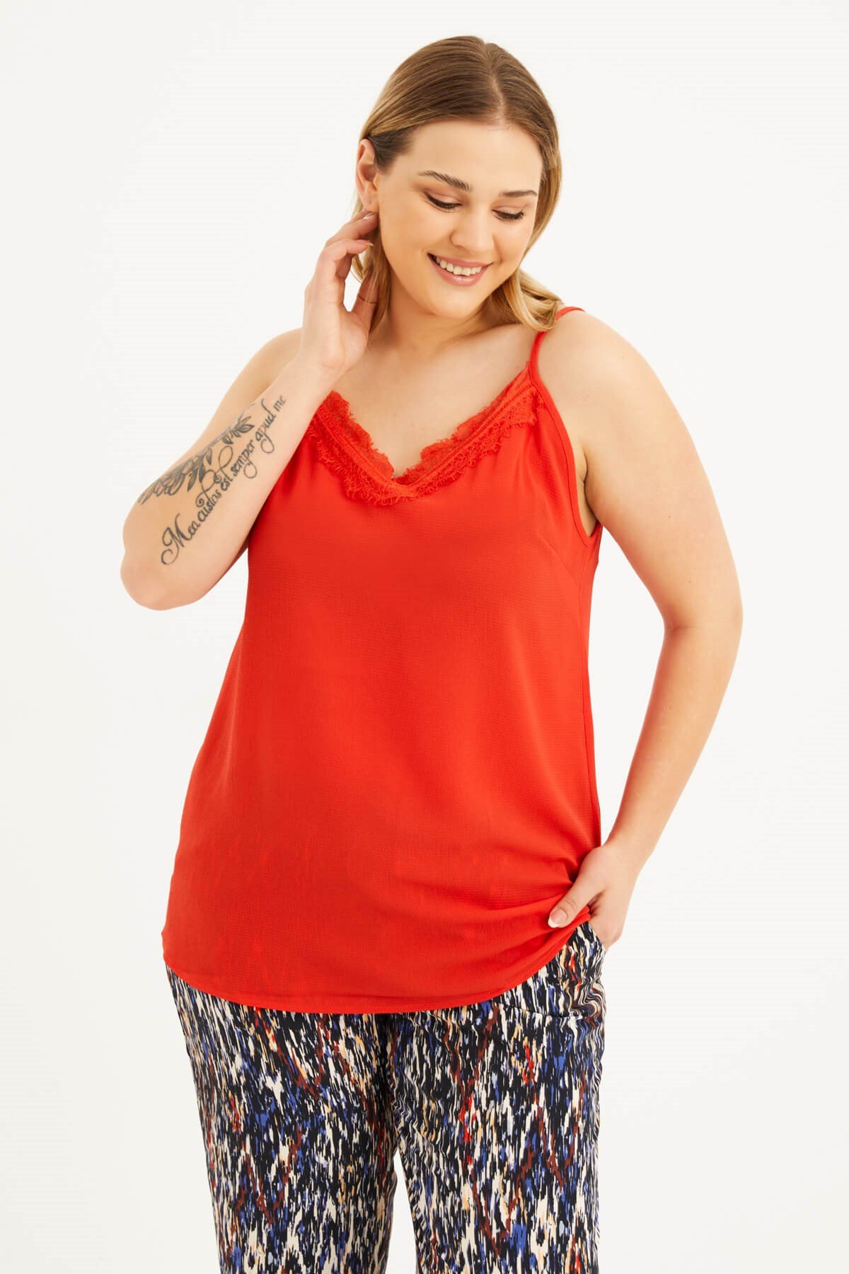 Dantelli İp Askılı Bluz