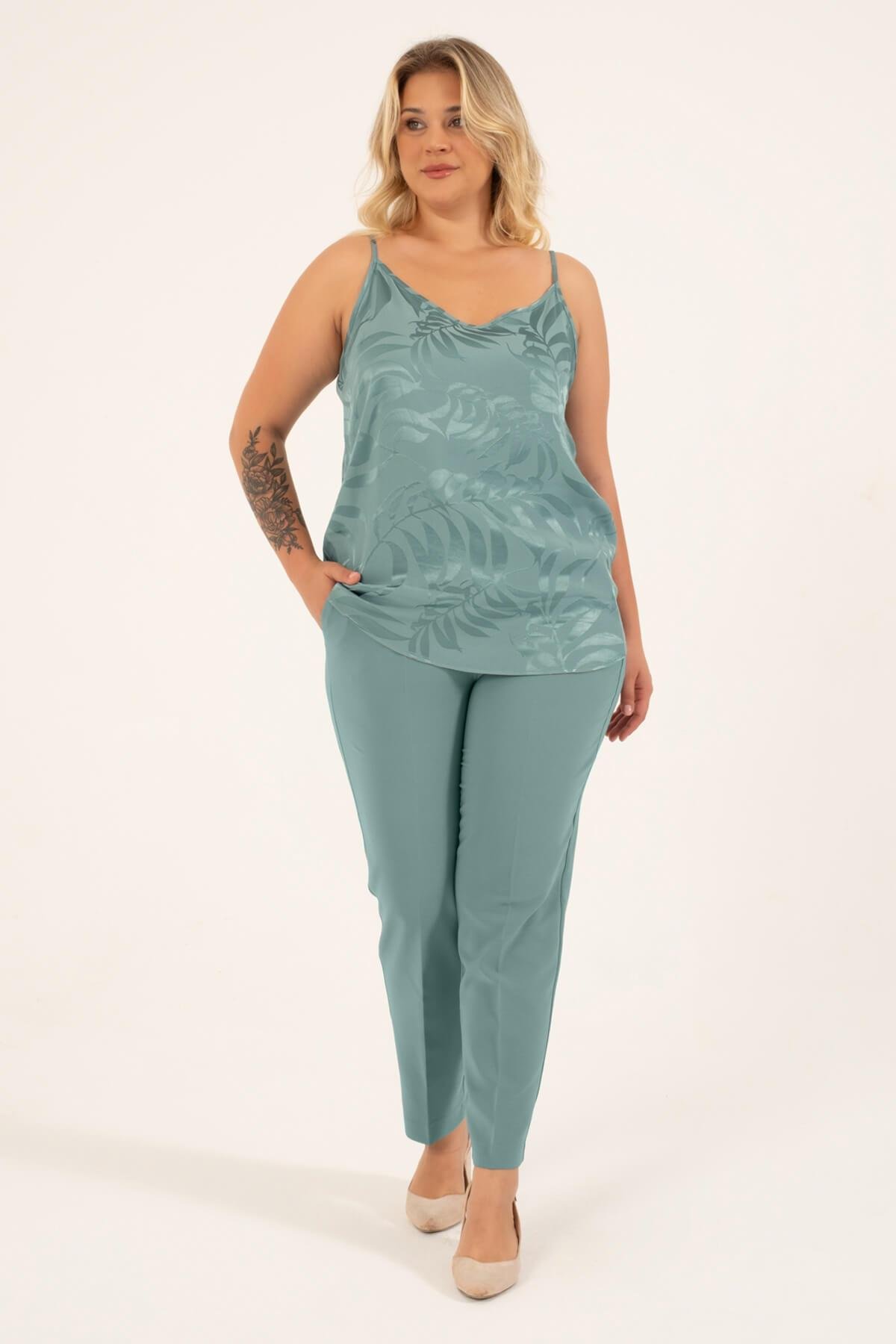 Myline-İp Askılı Jakarlı Saten Bluz-Büyük Beden Bluz-128769