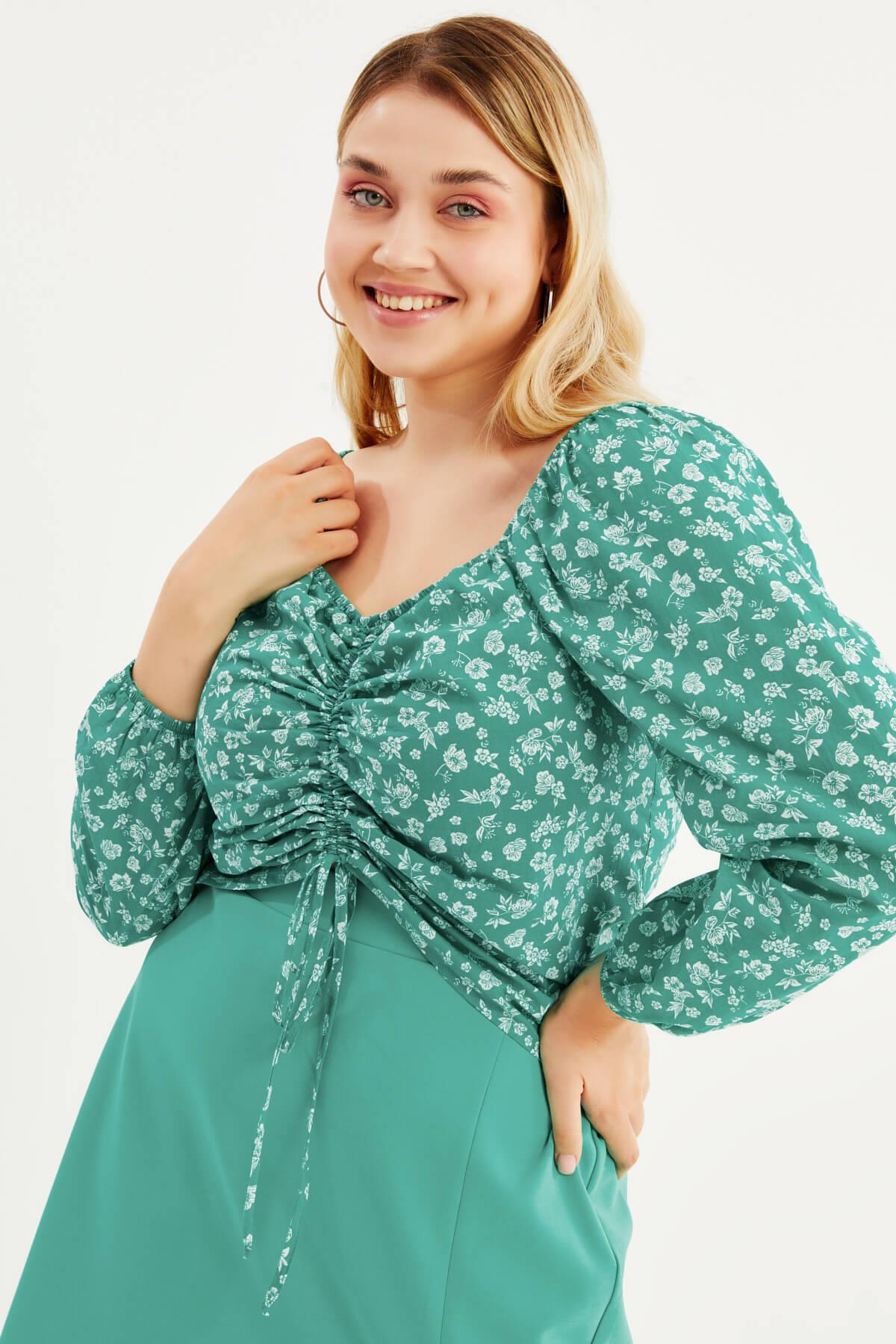 Myline-Kare Yaka Büzgülü Top-Büyük Beden Tişört-77767