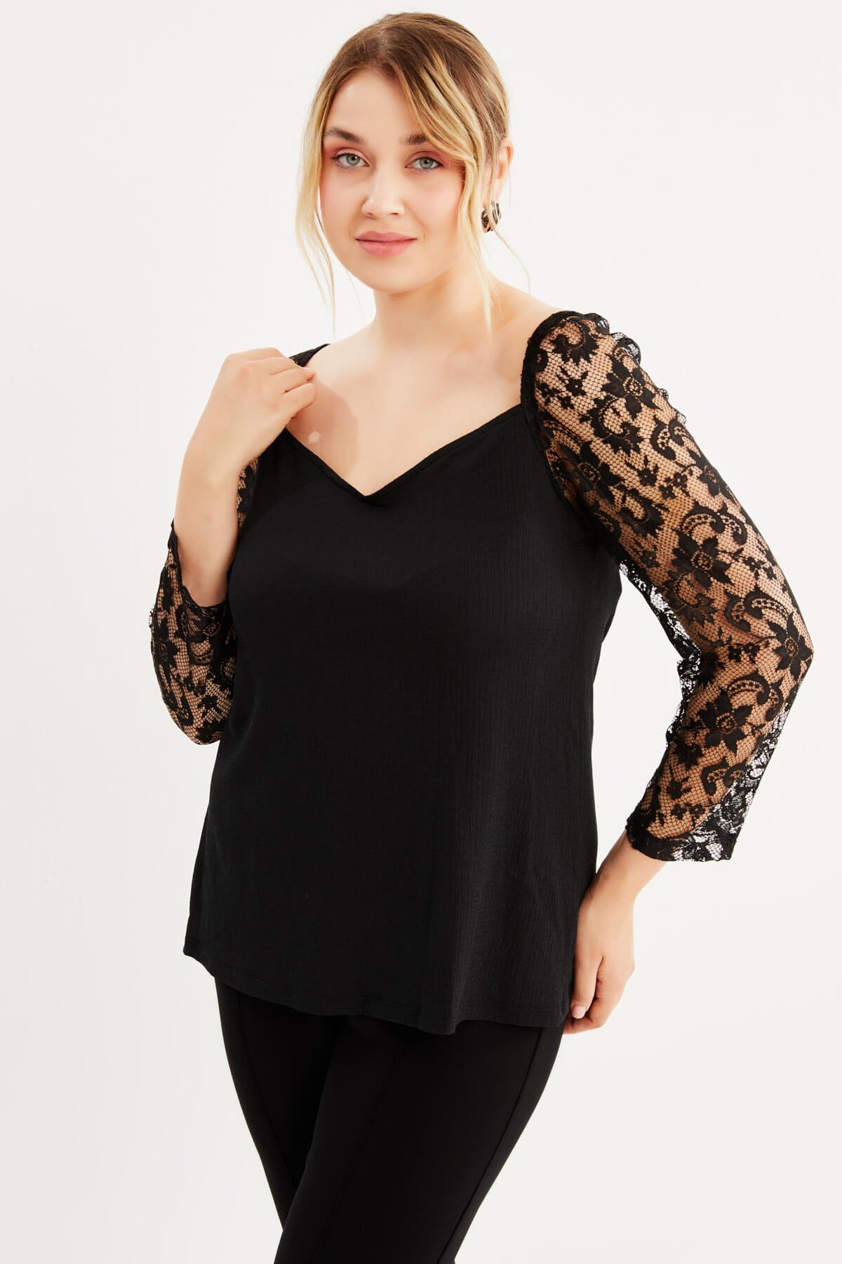 Myline-Kare Yaka Kolları Dantelli Bluz-Büyük Beden Bluz-77828