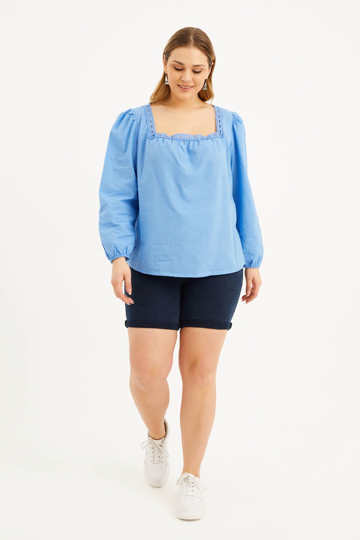 Myline-Kare Yaka Nakışlı Bluz-Büyük Beden Bluz-77098