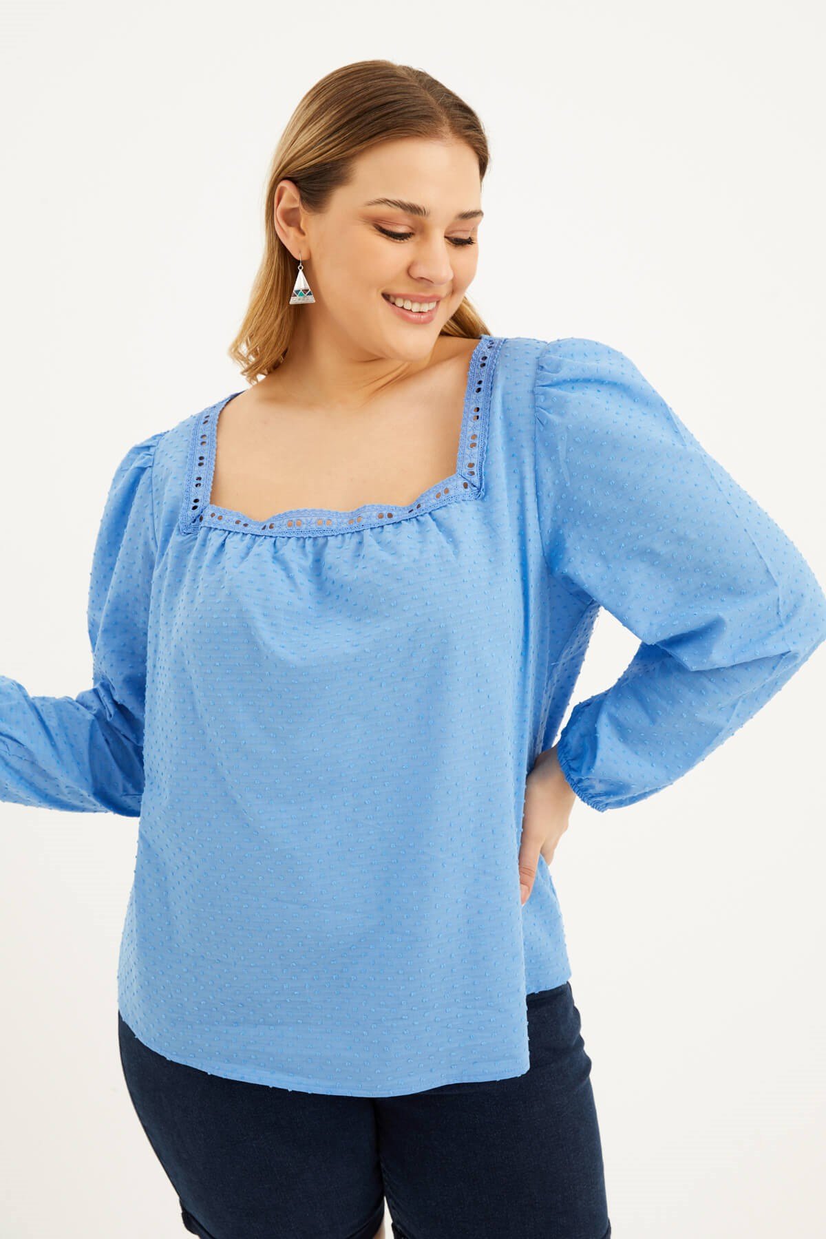 Myline-Kare Yaka Nakışlı Bluz-Büyük Beden Bluz-77098