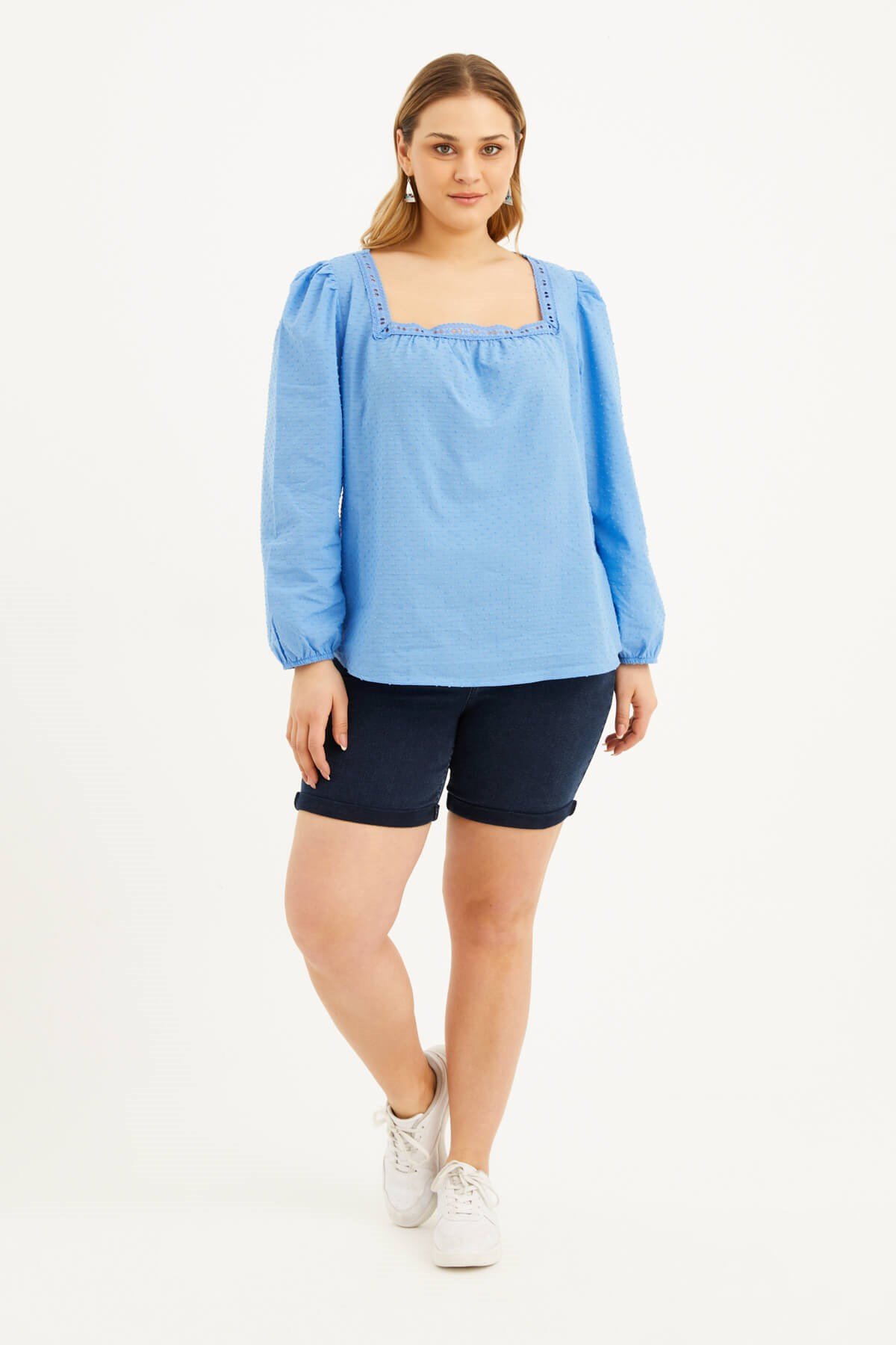 Myline-Kare Yaka Nakışlı Bluz-Büyük Beden Bluz-77098