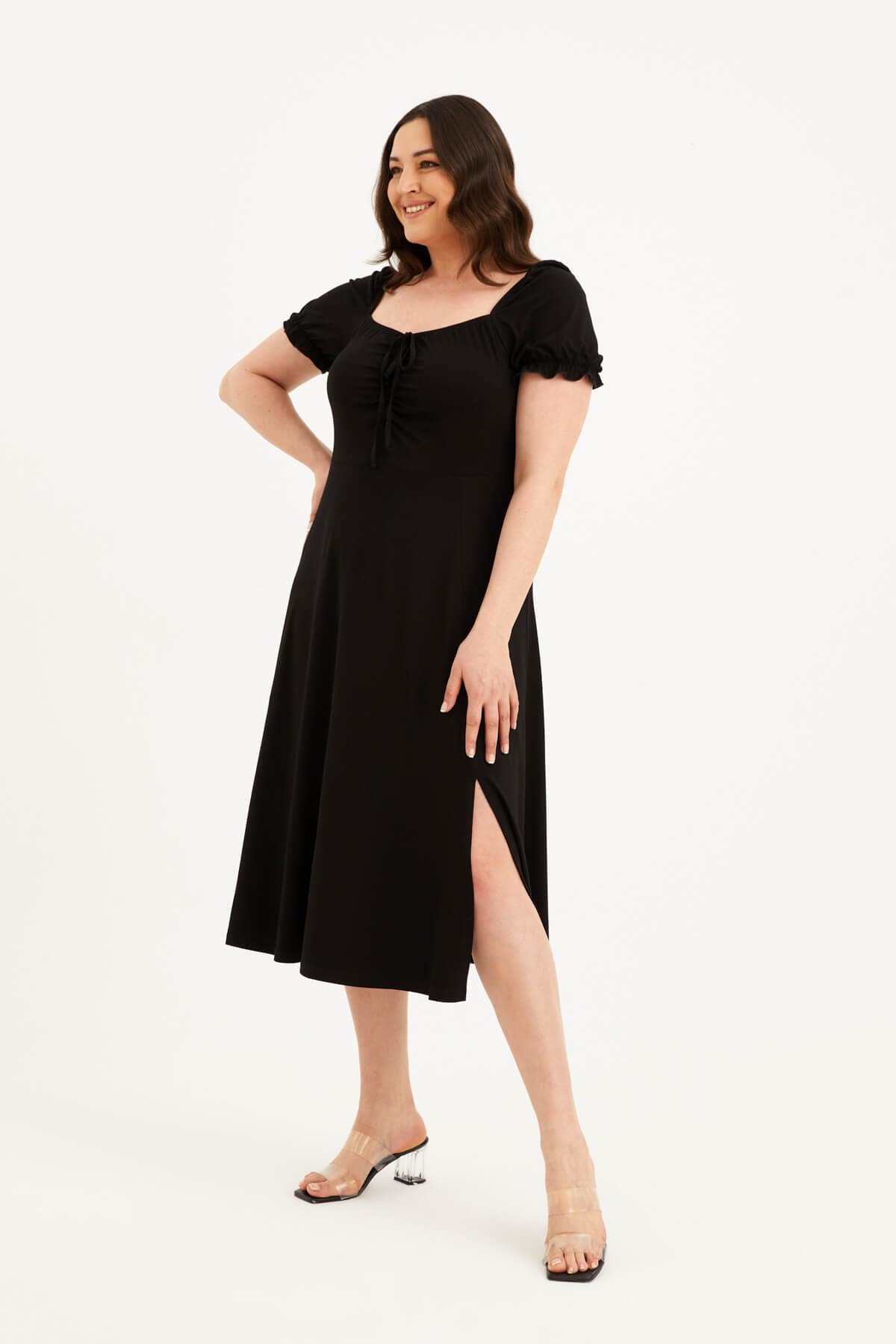 Kare Yaka Yırtmaçlı Penye Elbise