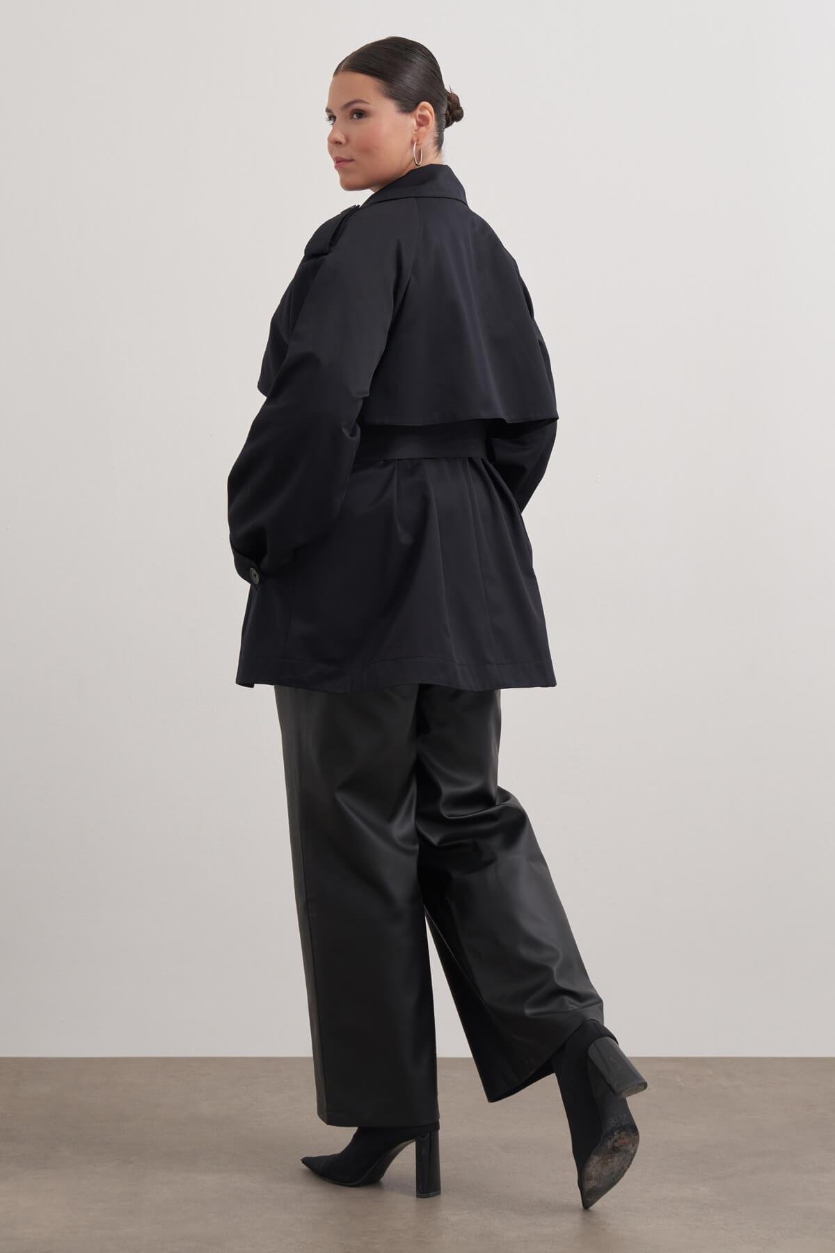 Myline-Kemerli Kısa Trençkot-Büyük Beden Ceket-149599