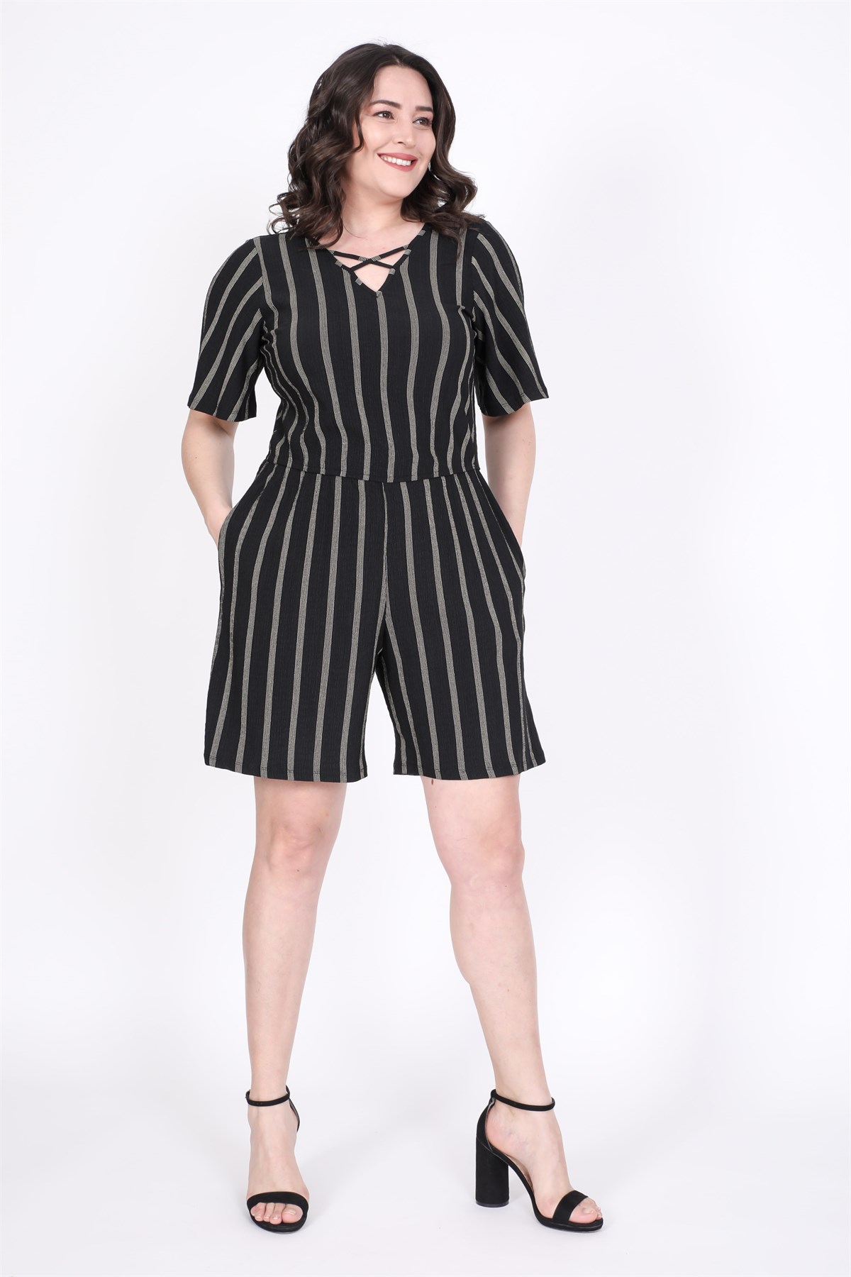 Myline-Ön Çapraz Detaylı Kısa Tulum-Büyük Beden Tulum-45728