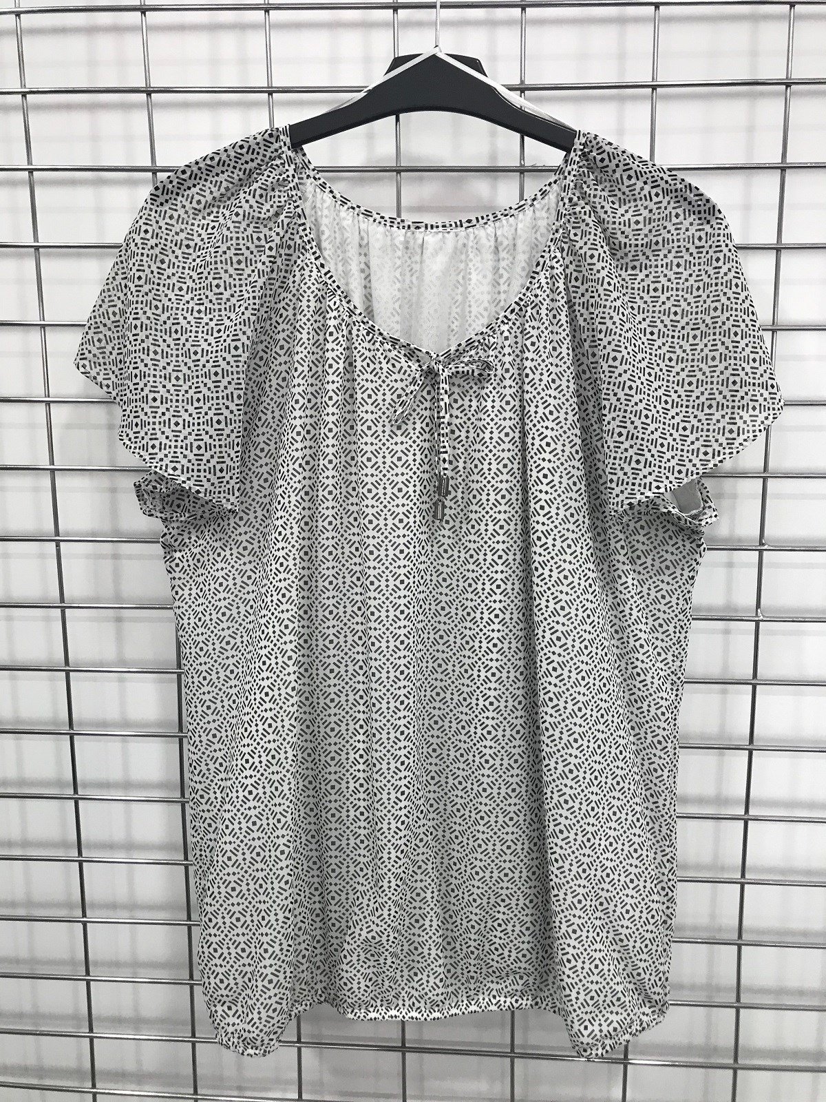 Myline-Önü Bağcıklı Astarlı Şifon Bluz-Büyük Beden Outlet-45635