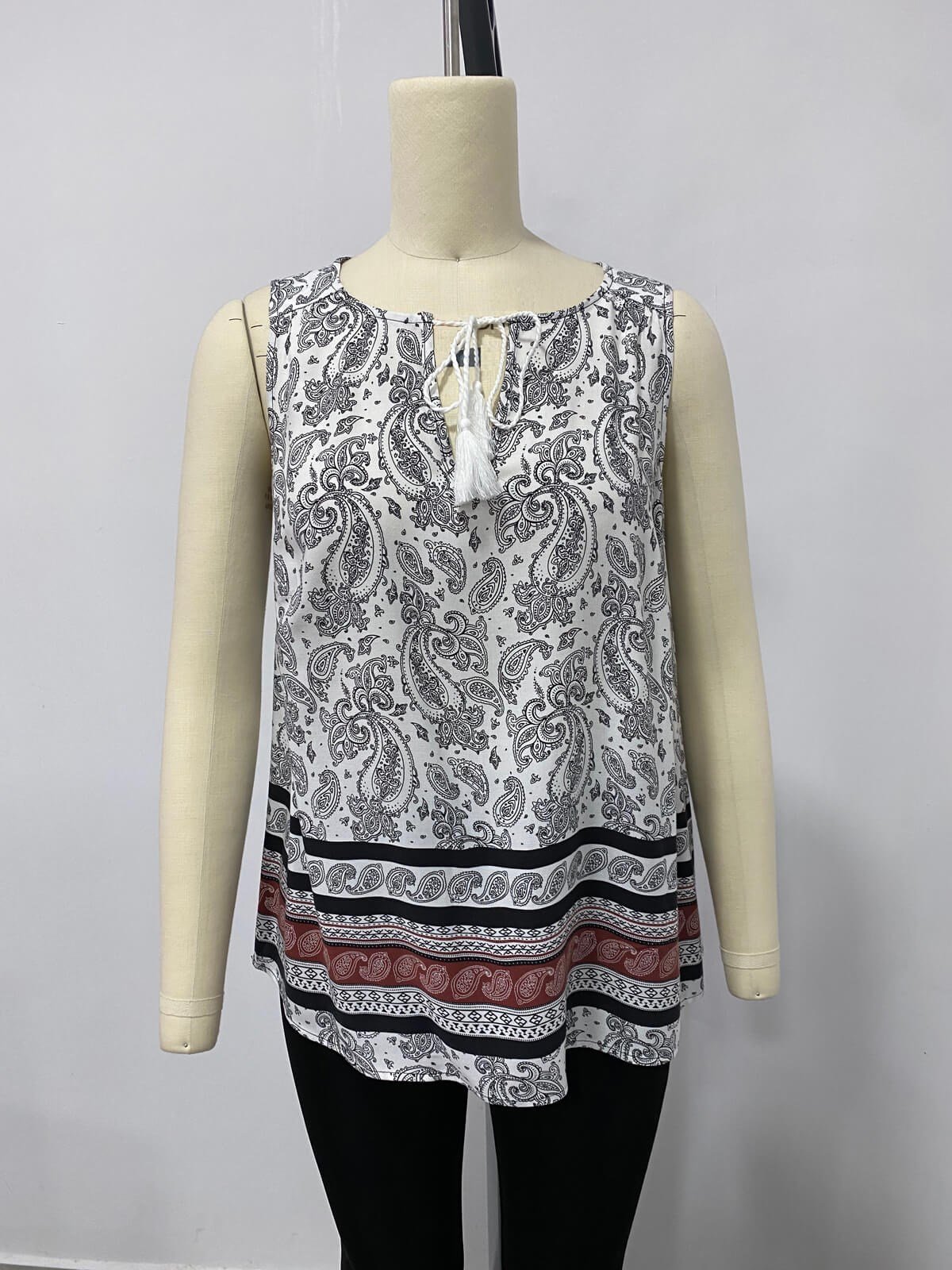 Myline-Önü Bağcıklı Kolsuz Bluz-Büyük Beden Outlet-66550