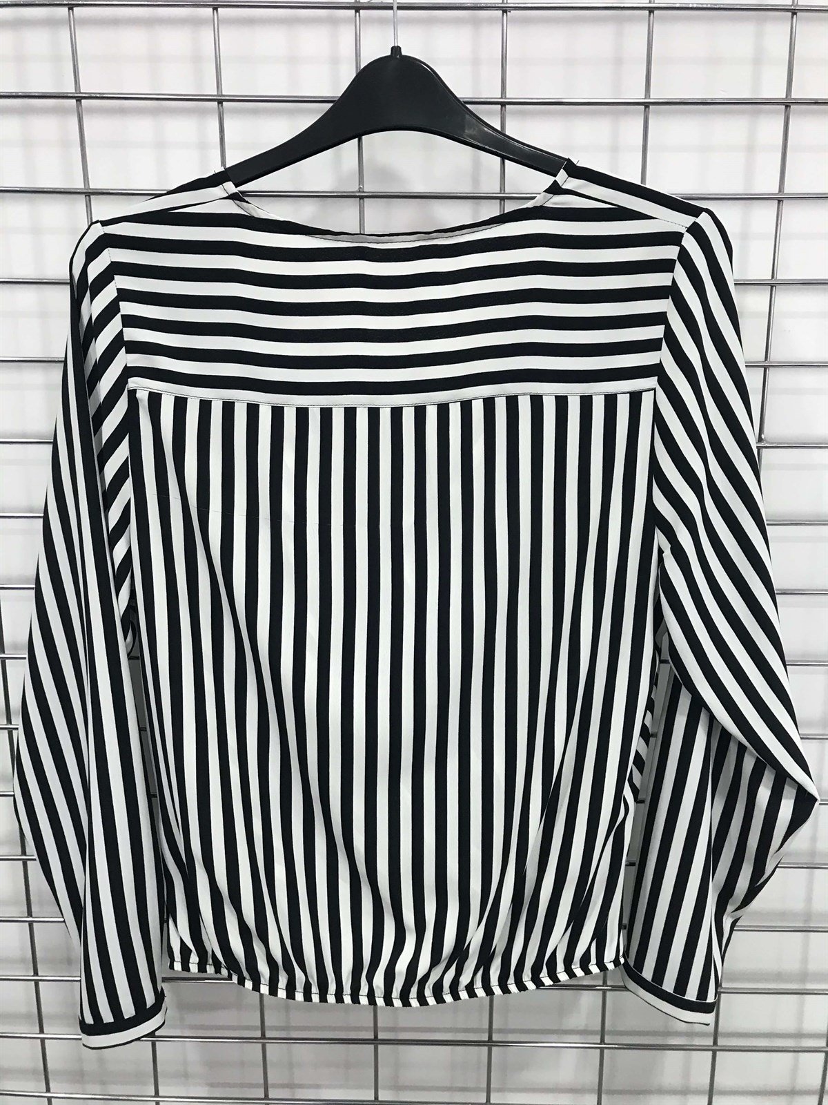 Myline-Önü Kurvaze Eteği Lastikli Bluz -Büyük Beden Outlet-45619