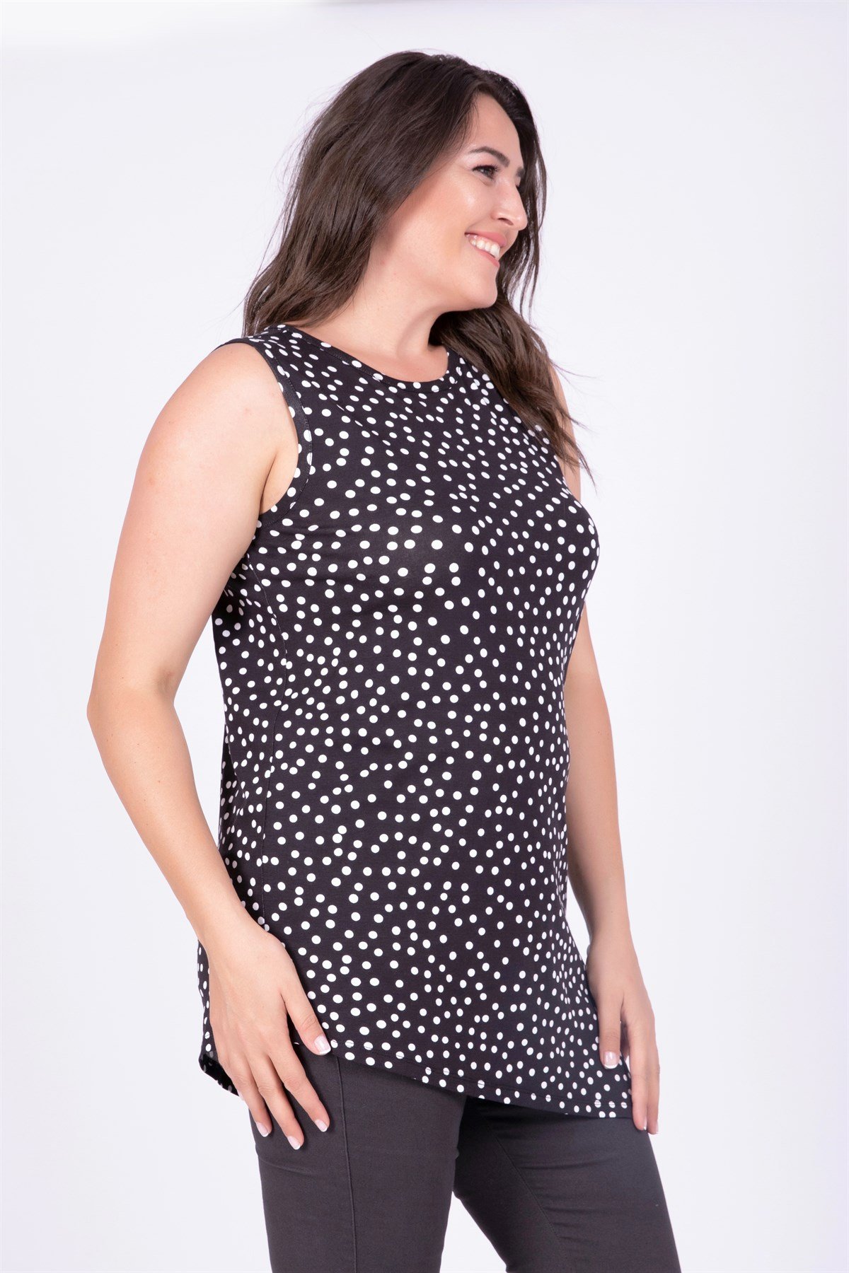 Myline-Puantiyeli V Kesim Bluz-Büyük Beden Bluz-23837