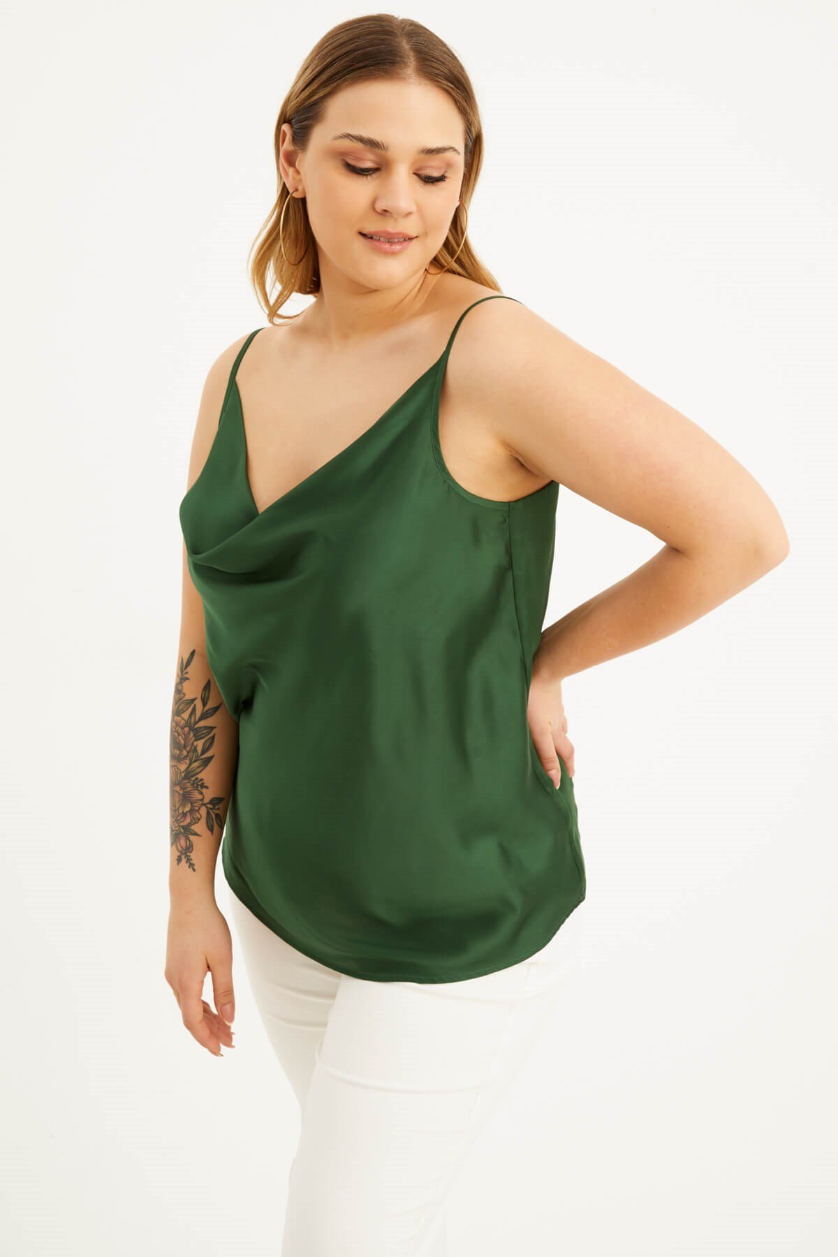 Myline-Saten Degaje Yaka İp Askılı Bluz-Büyük Beden Bluz-77410