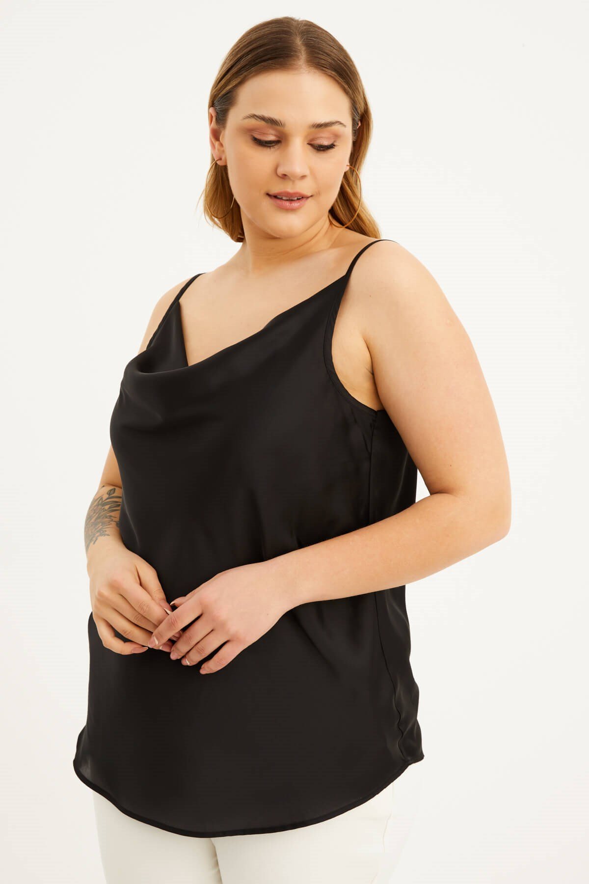 Myline-Saten Degaje Yaka İp Askılı Bluz-Büyük Beden Bluz-77344