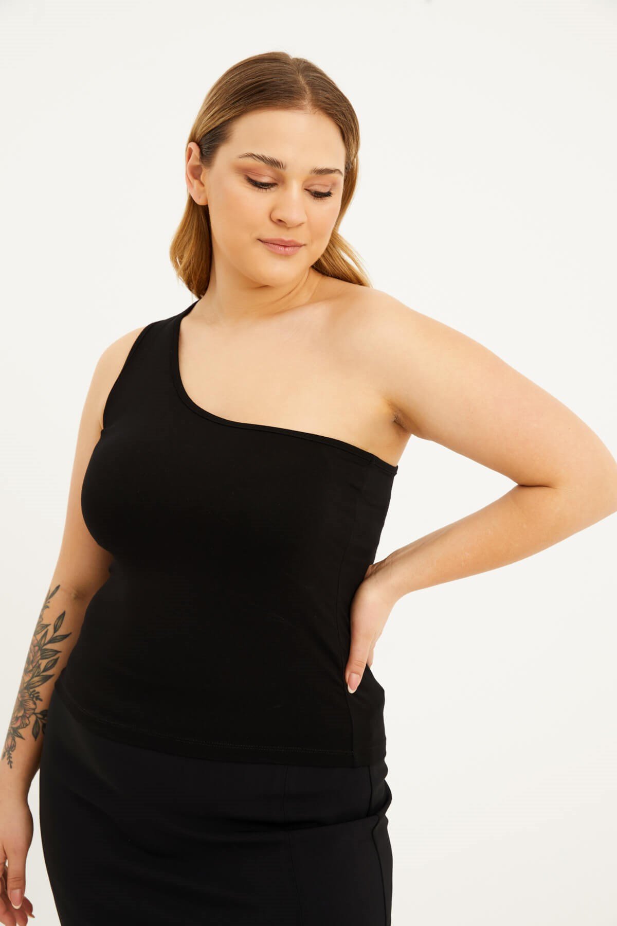 Myline-Tek Omuz Crop Top-Büyük Beden Tişört-77486