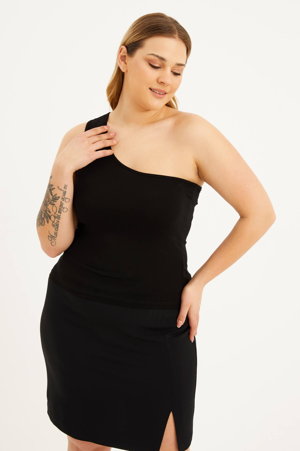 Myline-Tek Omuz Crop Top-Büyük Beden Tişört-77486