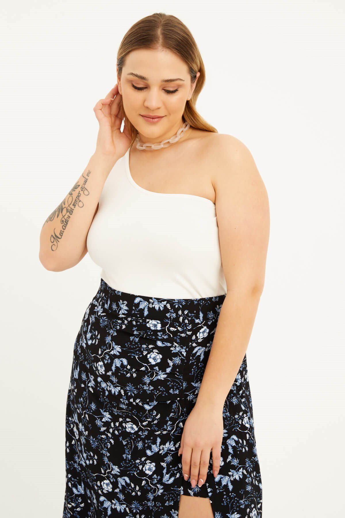 Myline-Tek Omuz Crop Top-Büyük Beden Tişört-77487
